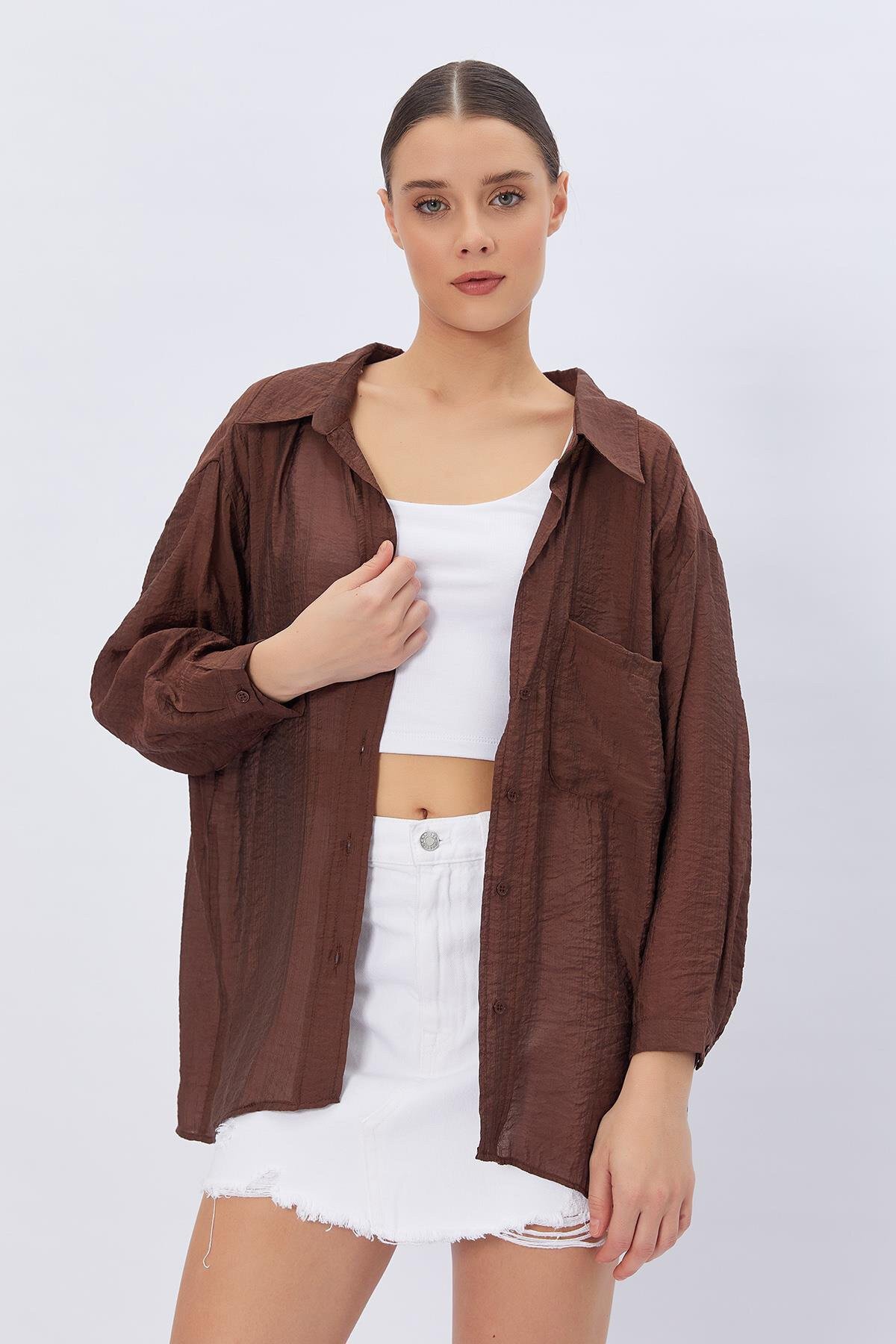 Kahve Cepleri İşlemeli Kısa Kollu Oversizegömlek