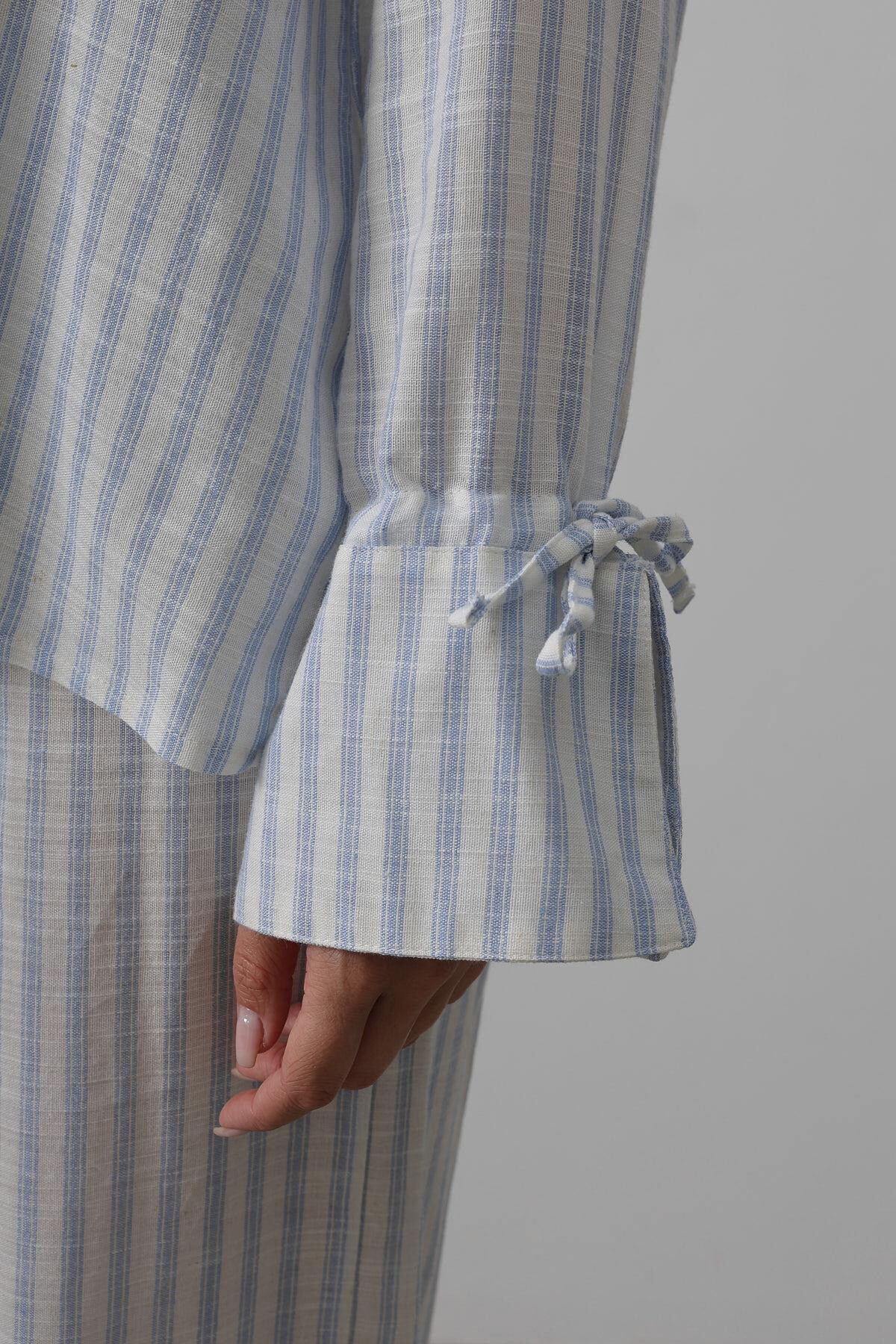 Mavi Çizgili Bağlamalı Detaylı Bluz Ve Pantolon Takım