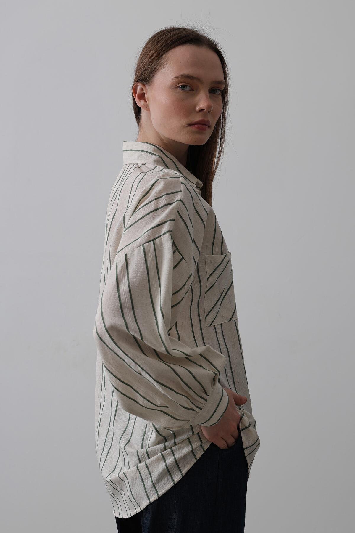 Yeşil Bej Çizgili Çift Cepli Oversize Gömlek