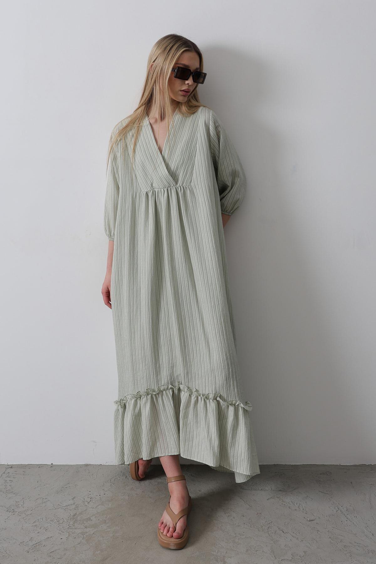 Haki Asimetrik Kesim V Yaka Eteği Fırfırlı Çizgili Oversize Elbise
