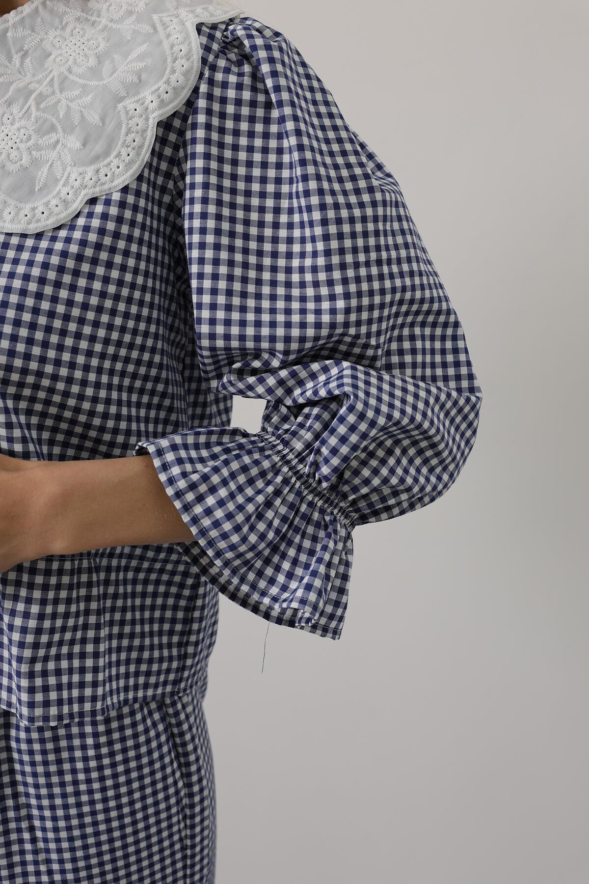 Lacivert Bağlama Detaylı Kolları Lastikli Bluz Ve Pantolon Takım