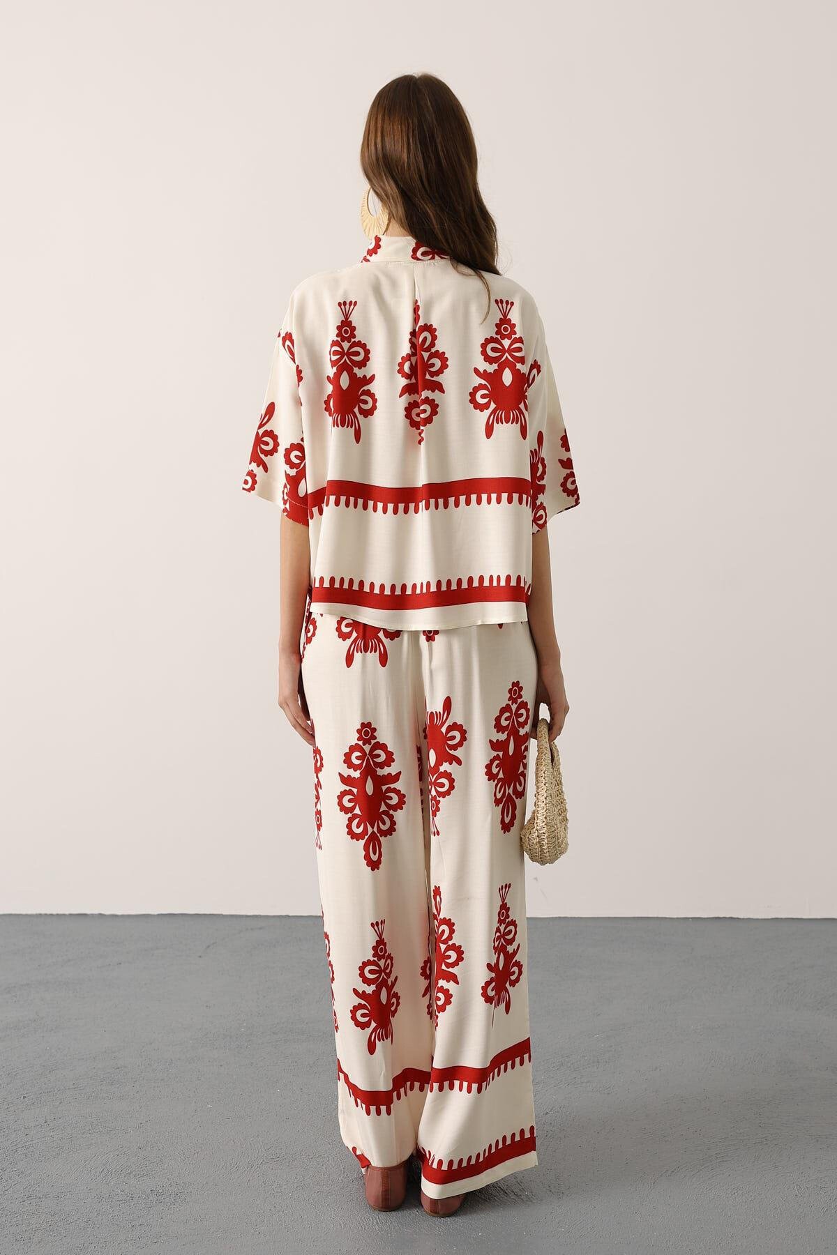 Bordo Desenli Kısa Kol Gömlek Ve Pantolon Takım