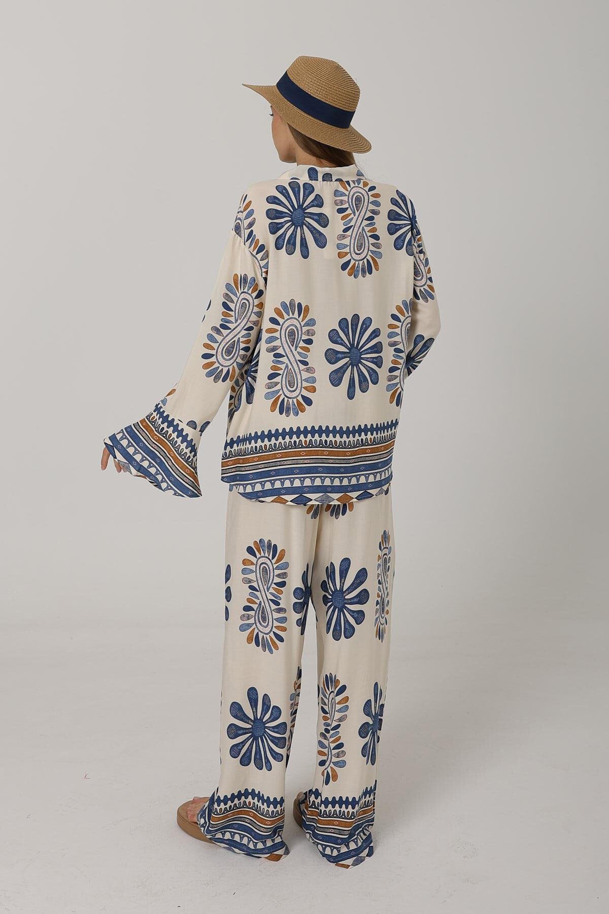 Mavi Desenli Kolları Volanlı Gömlek Ve Beli Lastikli Pantolon Takım