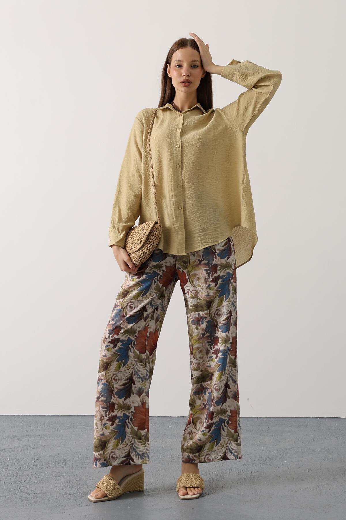 Mavi-Yeşil Desenli Pantolon Ve Oversize Gömlek Takım