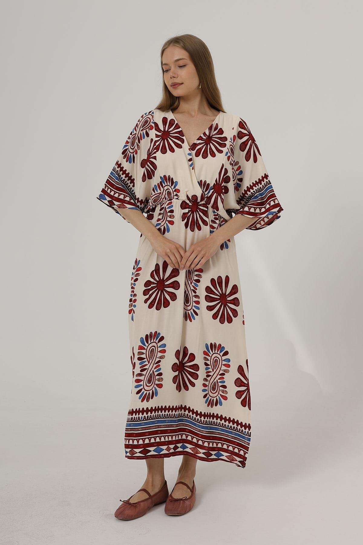 Kırmızı Kruvaze Yaka Desenli Maxi Boy Elbise