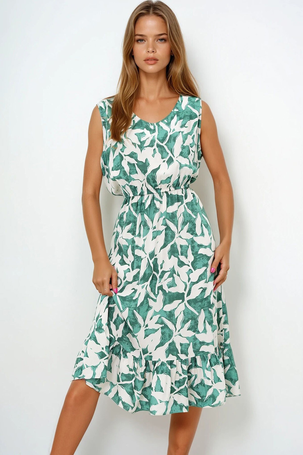 Ekru Yeşil Ön Arka V Yaka Desenli Eteği Volanlı Yazlık Dokuma Elbise