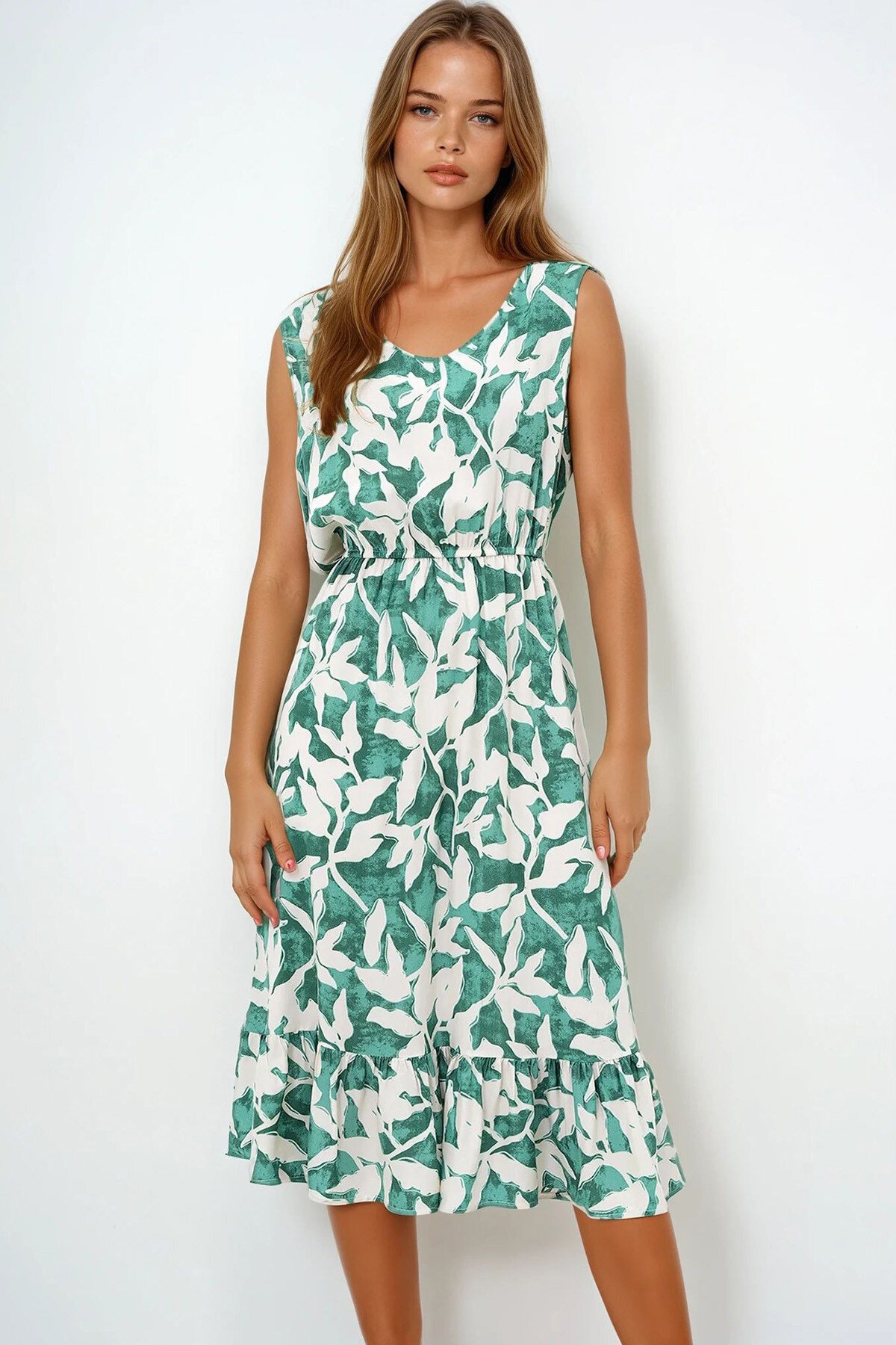 Ekru Yeşil Ön Arka V Yaka Desenli Eteği Volanlı Yazlık Dokuma Elbise