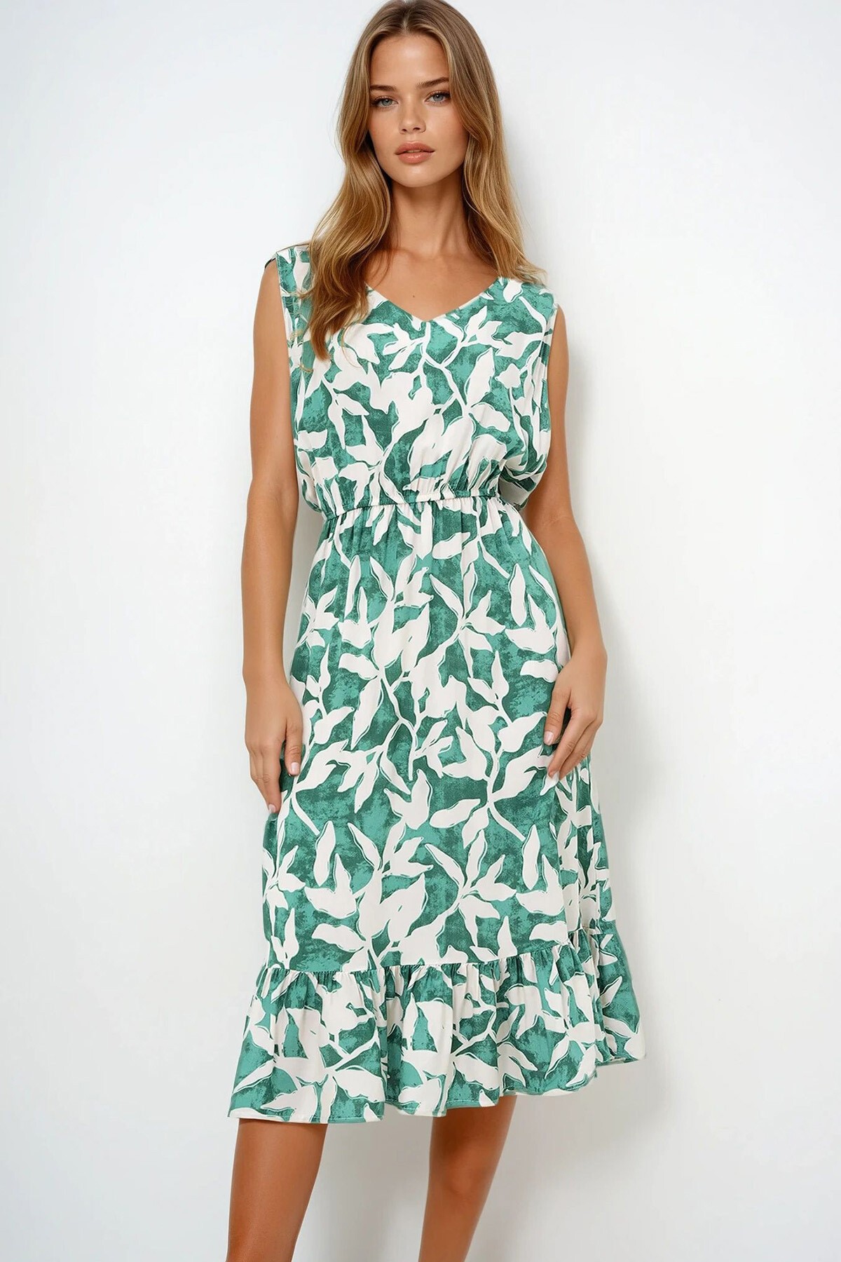 Ekru Yeşil Ön Arka V Yaka Desenli Eteği Volanlı Yazlık Dokuma Elbise