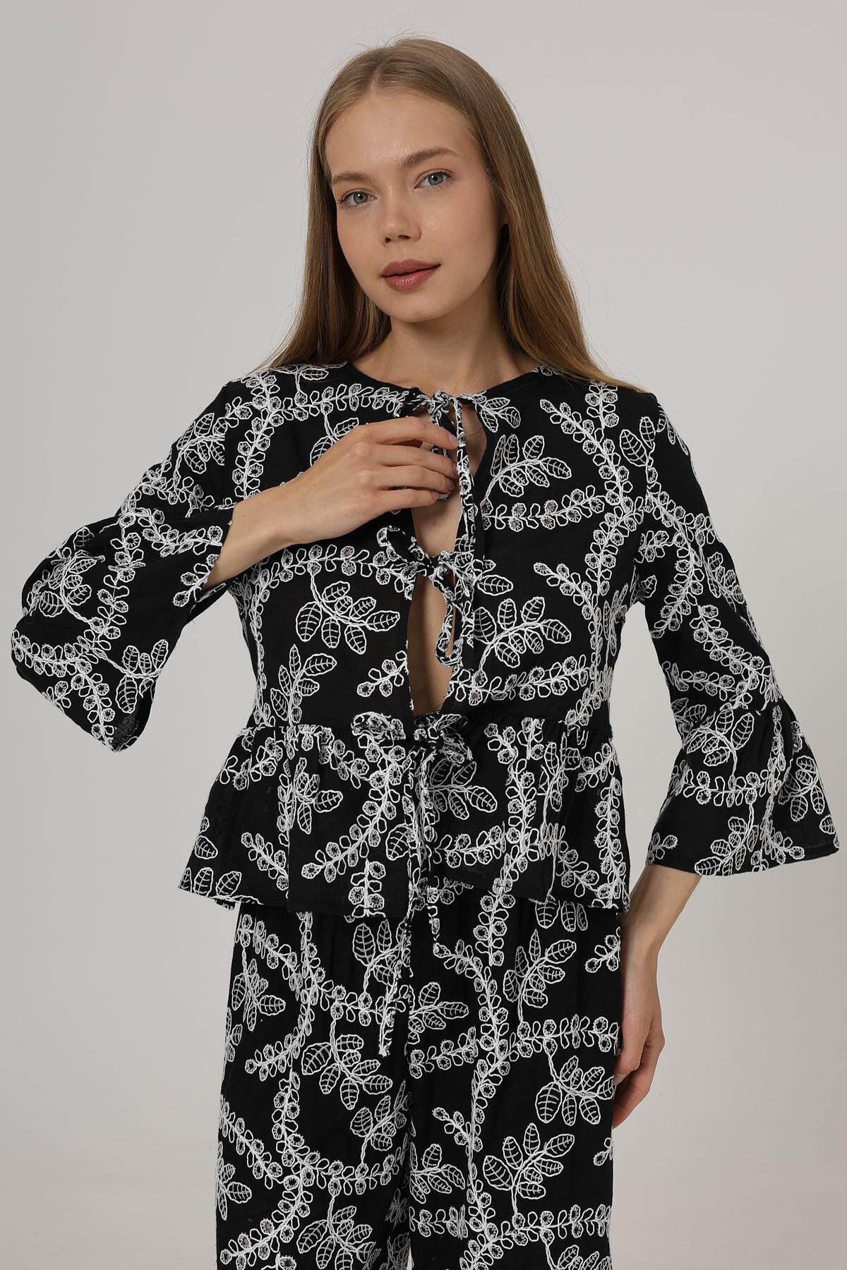 Siyah Fiyonk Bağlamalı Volanlı Brode Bluz