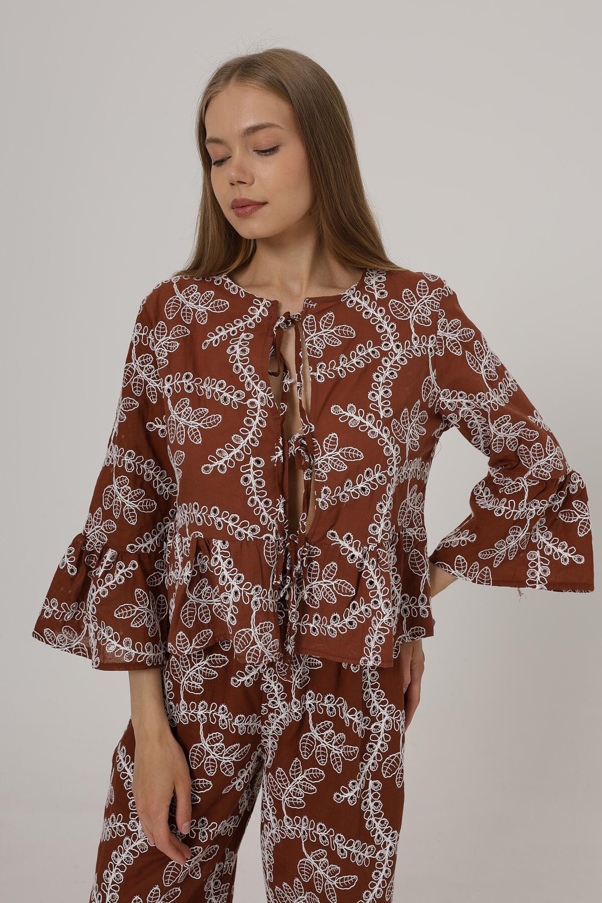 Kahve Fiyonk Bağlamalı Volanlı Brode Bluz