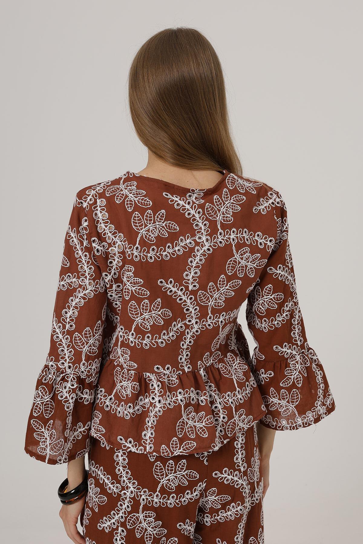 Kahve Fiyonk Bağlamalı Volanlı Brode Bluz