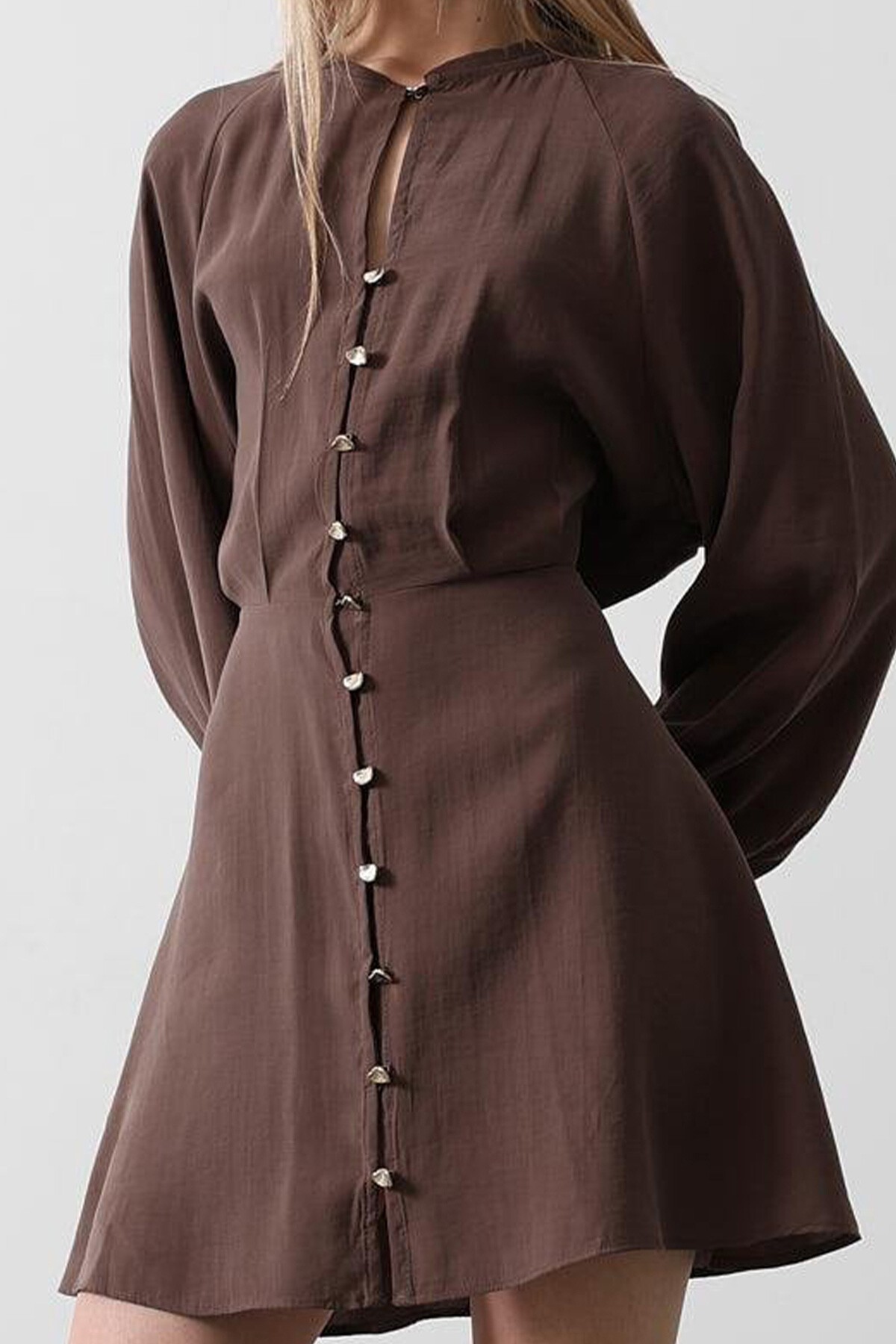 Kahve Düğme Detaylı Balon Kol Mini Boy Elbise