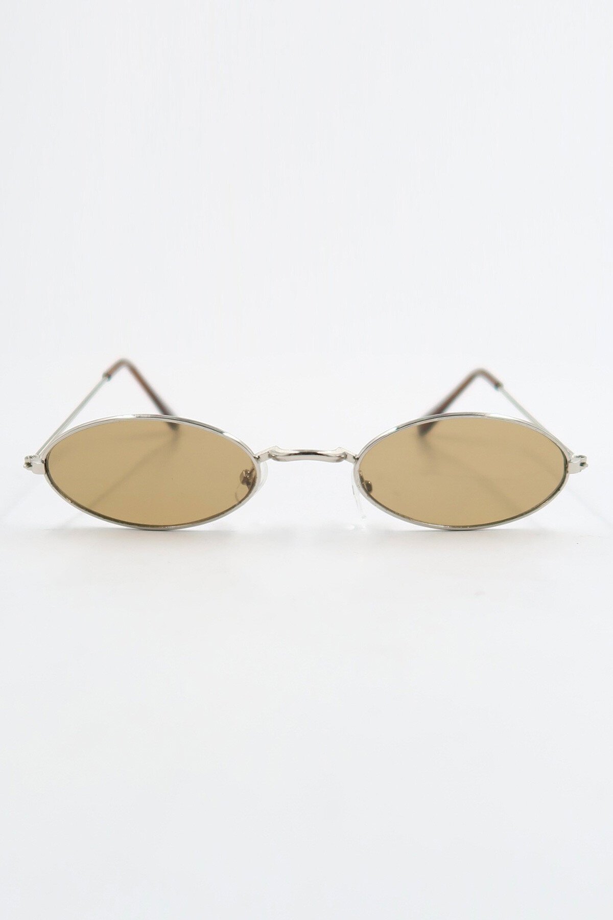 Gümüş Oval Şekilli Gold Metal Çerçeveli Güneş Gözlüğü