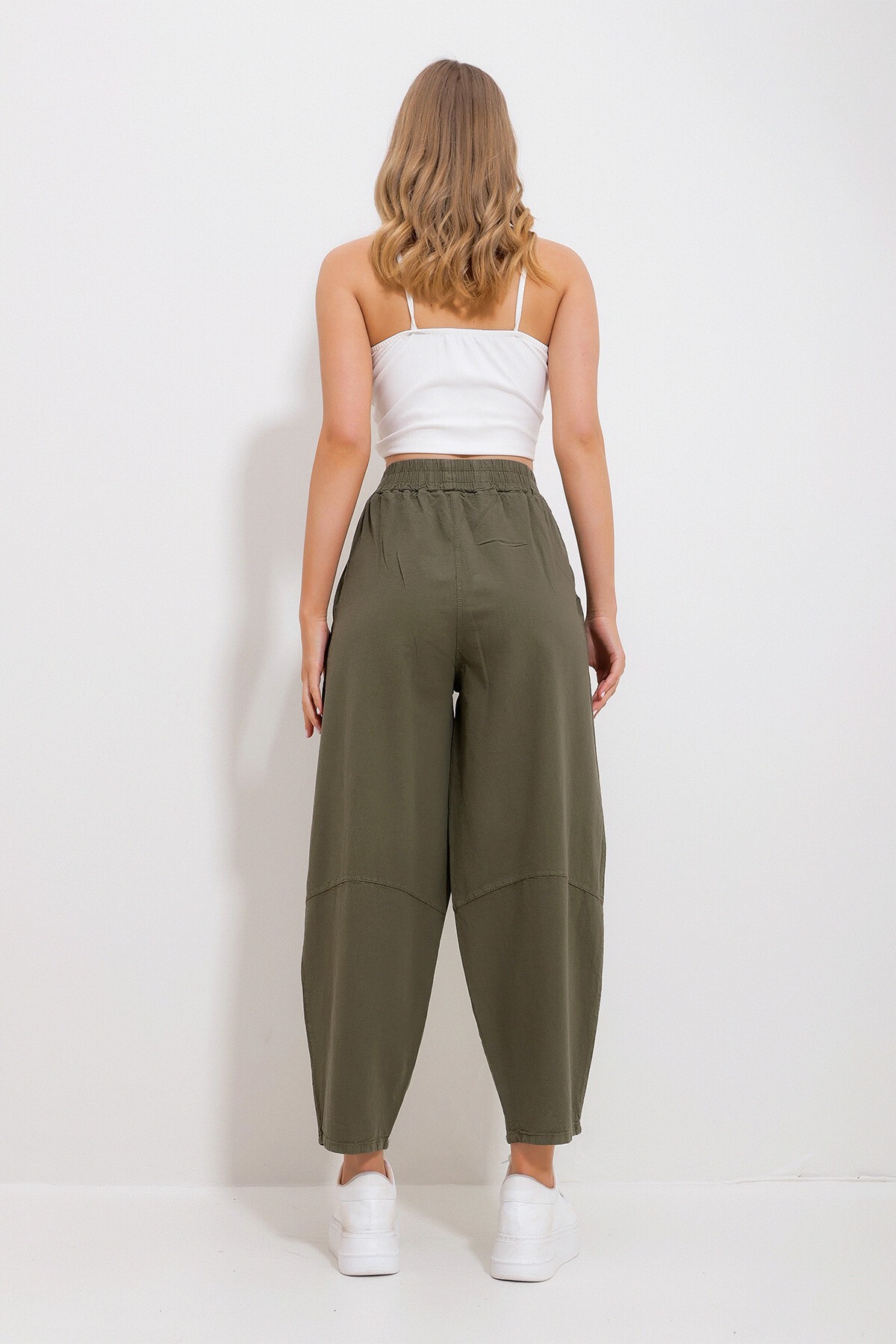 Haki Beli Lastikli Çift Cepli Dizleri Dikiş Detaylı Şalvar Kesim Gabardin Pantolon