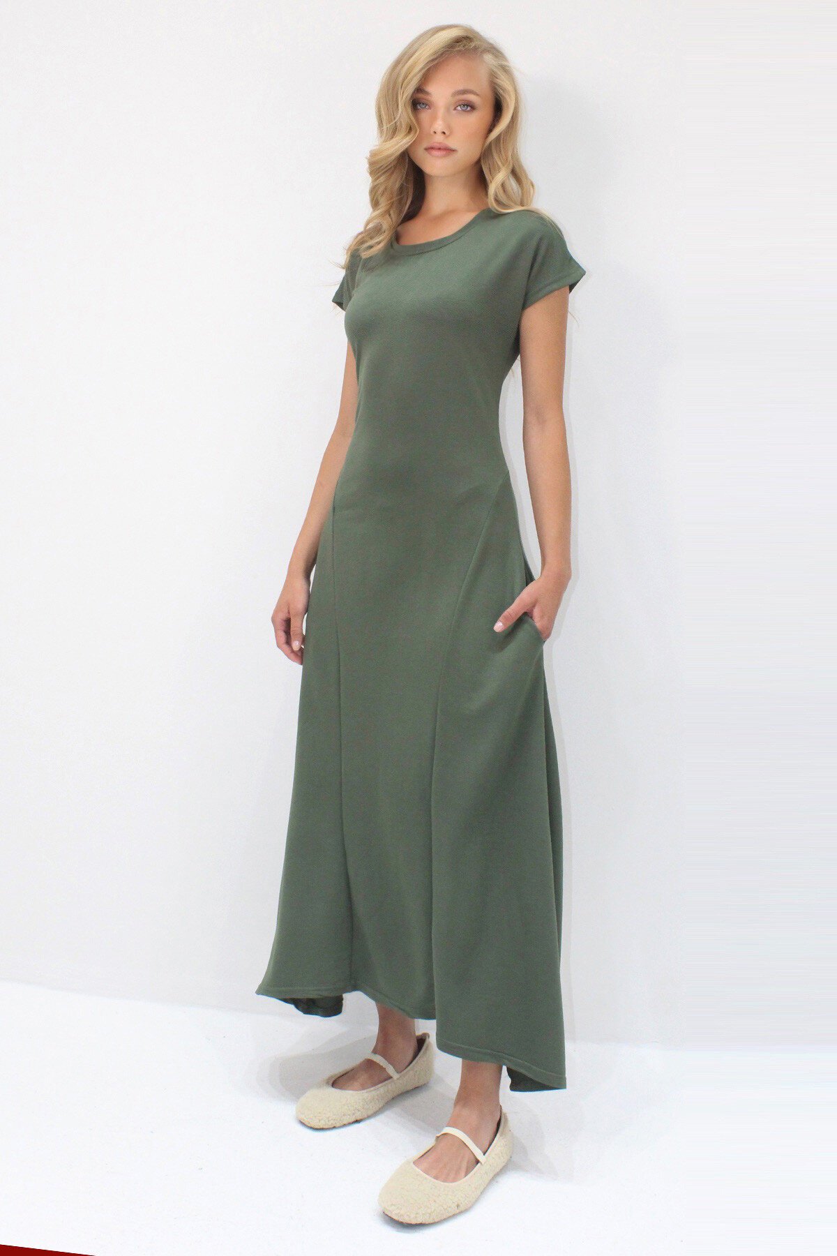 Haki Bisiklet Yaka Çift Cepli Dikiş Detaylı Kolsuz Modal Kumaş  Elbise