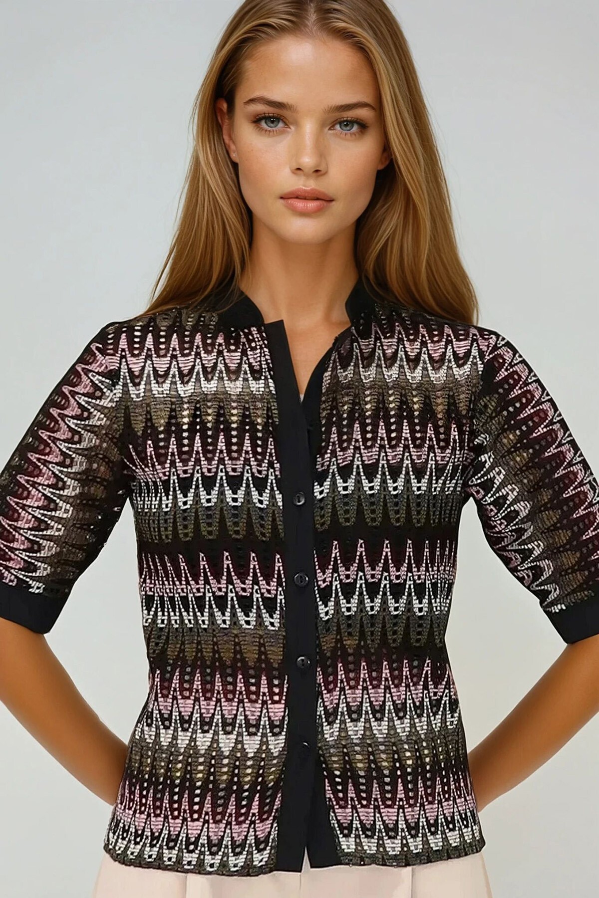 Haki Hakim Yaka Dokuma Manşetli Ajurlu Kısa Kol Güpür Gömlek