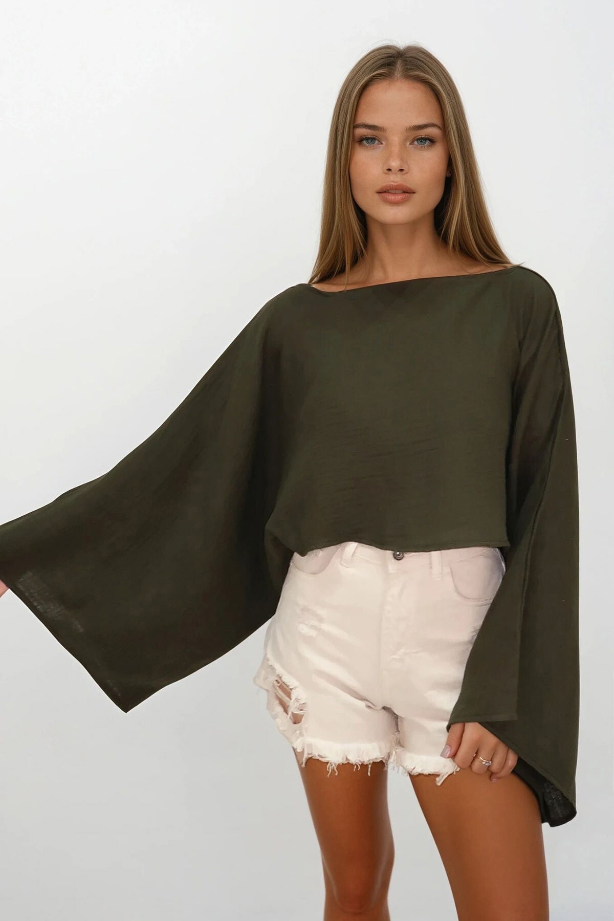 Haki Kayık Yaka Yarsa Kollu Crop Müslin Bluz