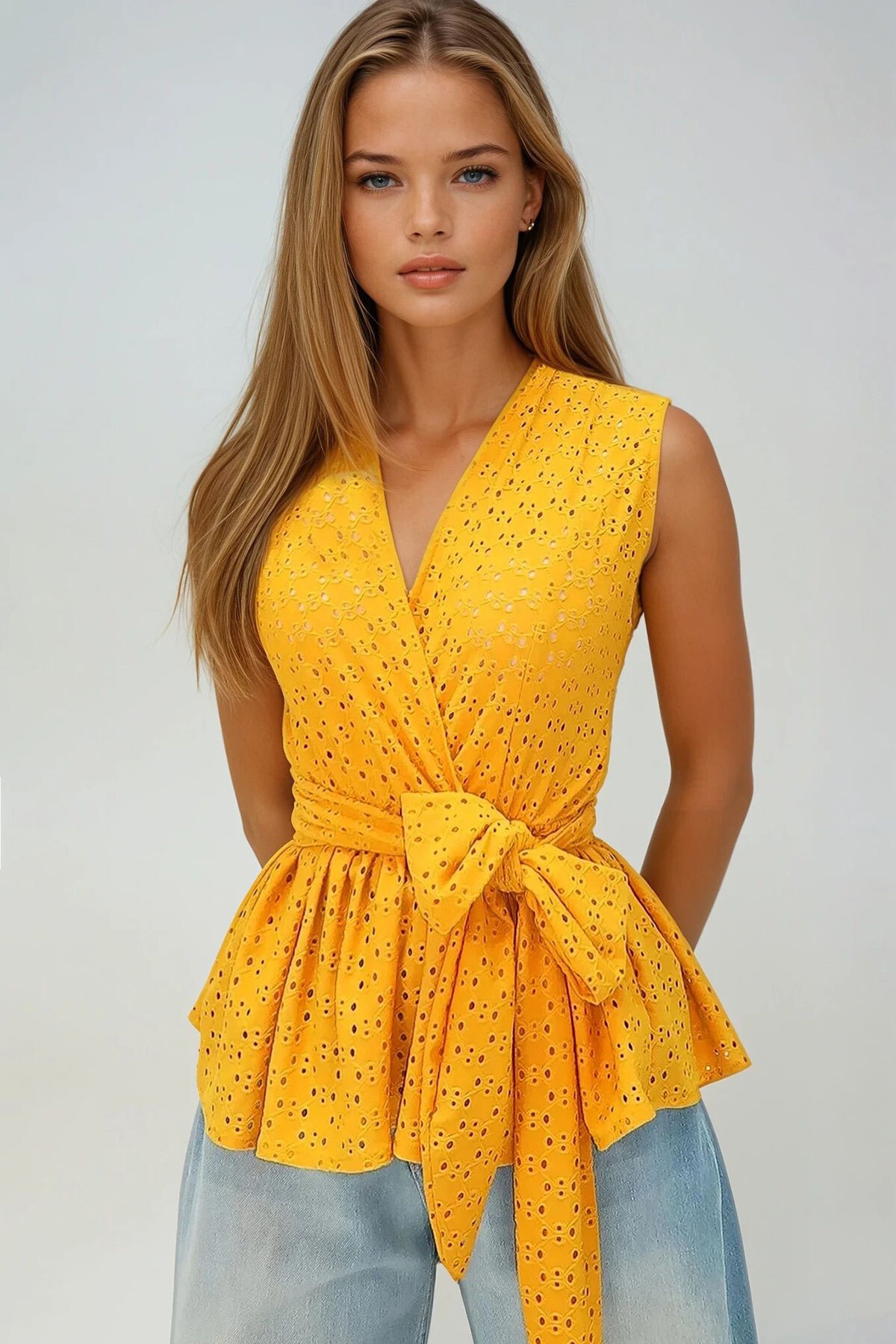 Hardal Kruvaze Yaka Kendinden Kuşaklı Eteği Volanlı Güpür Bluz