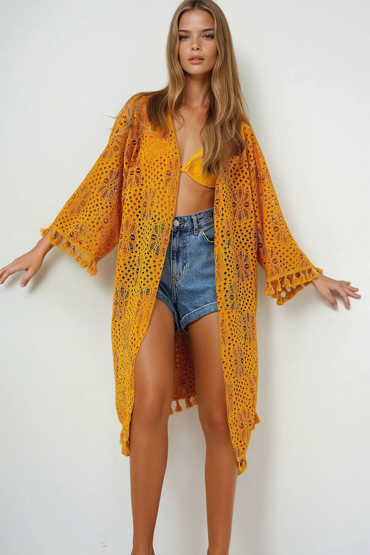 Hardal Sarısı Delik Ajurlu Püsküllü Kimono