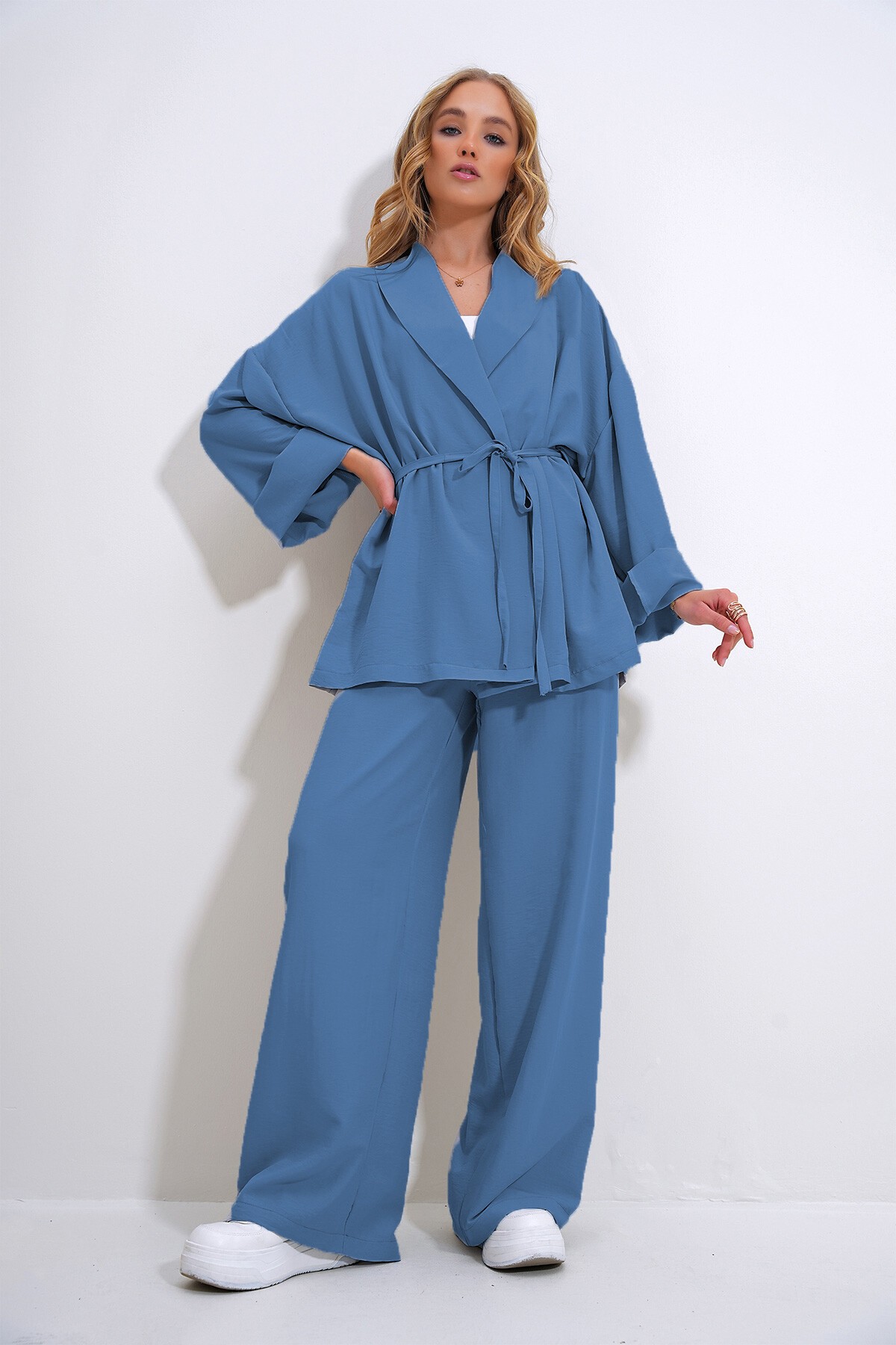 İndigo Mavi Buruşuk Görünümlü Blazer Ceket Alt Üst Takım