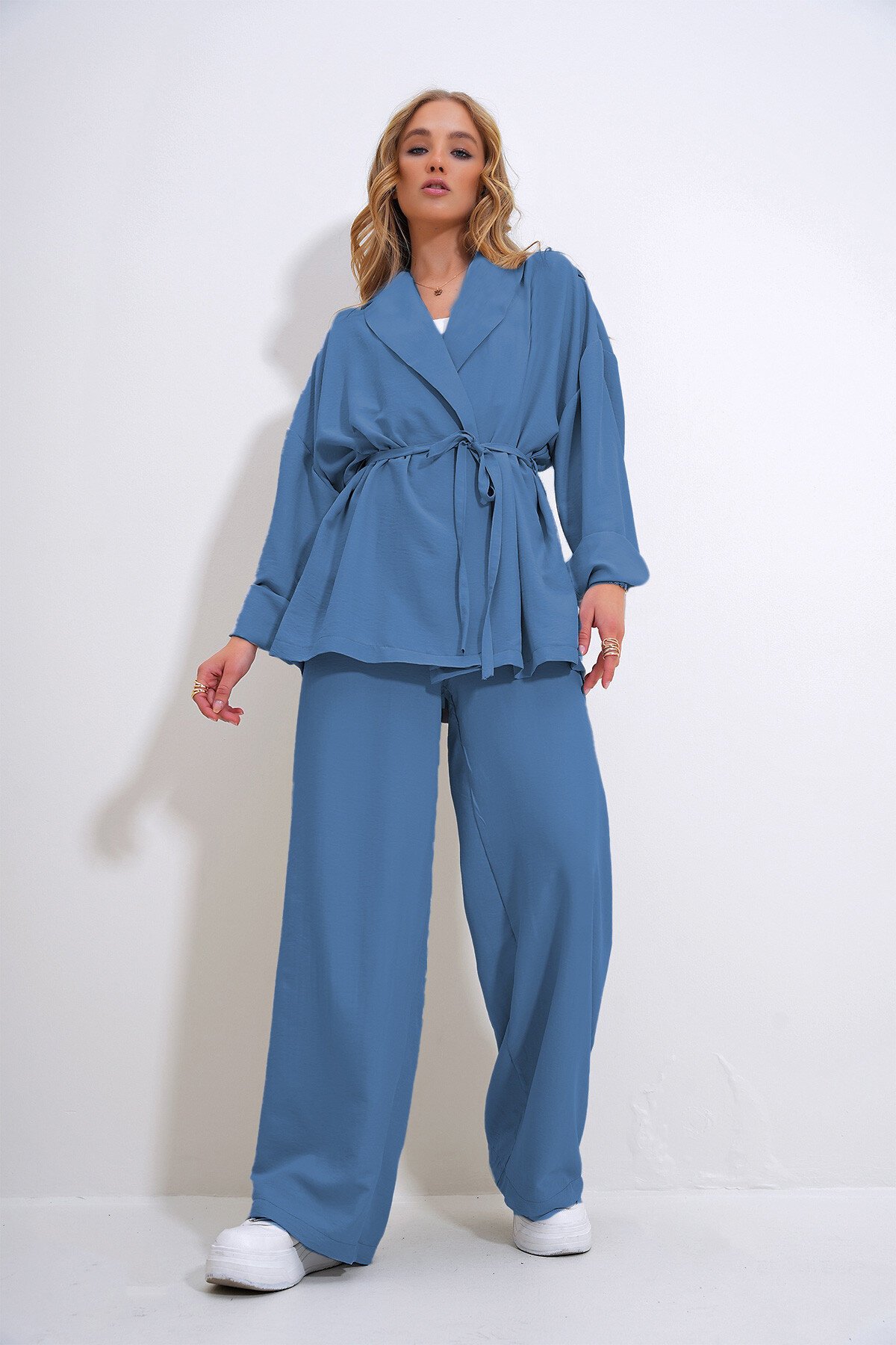 İndigo Mavi Buruşuk Görünümlü Blazer Ceket Alt Üst Takım