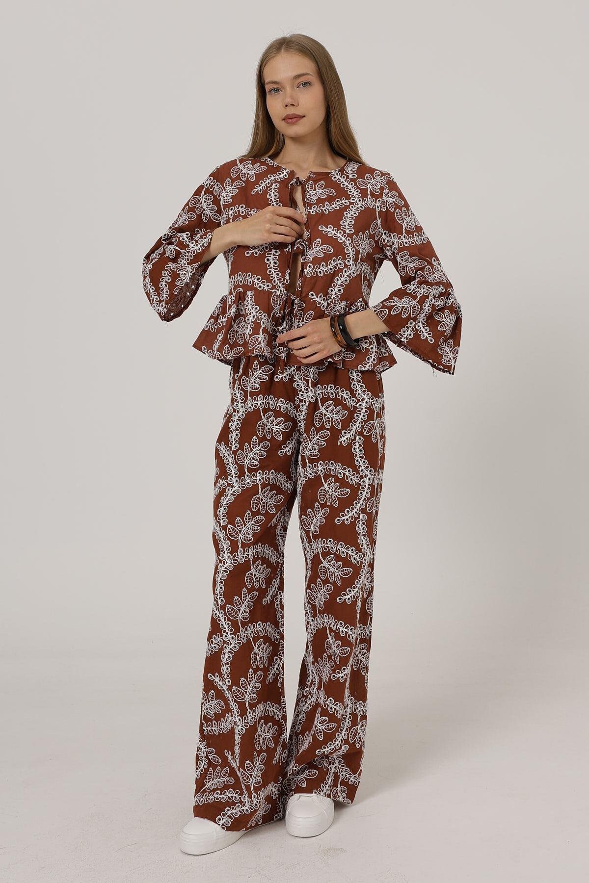 Kahve Kendinden İşlemeli Astarlı Rahat Kesim Pantolon