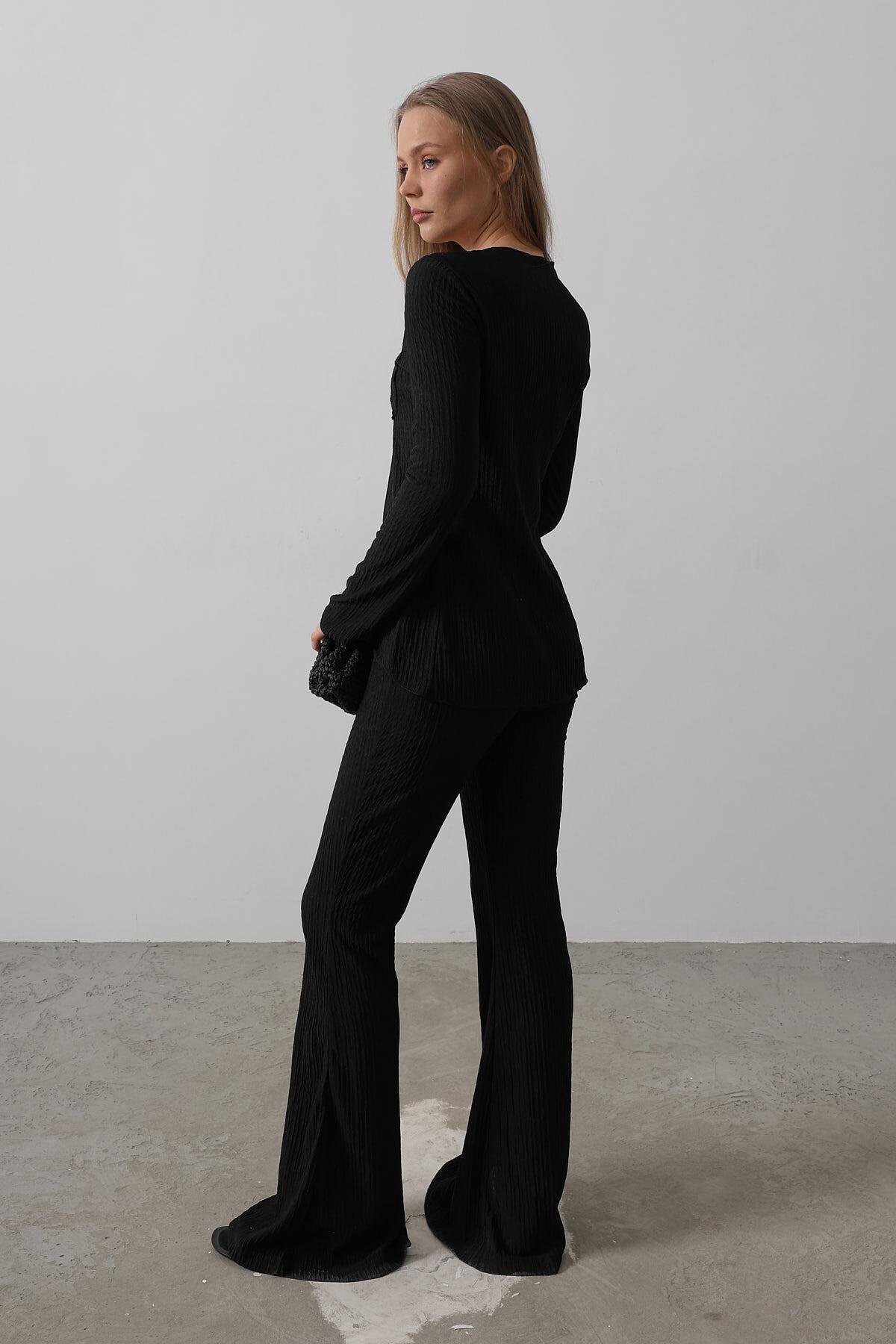 Siyah Motifli Dantel İşlemeli Bluz Ve Pantolon Bürümcük Takım