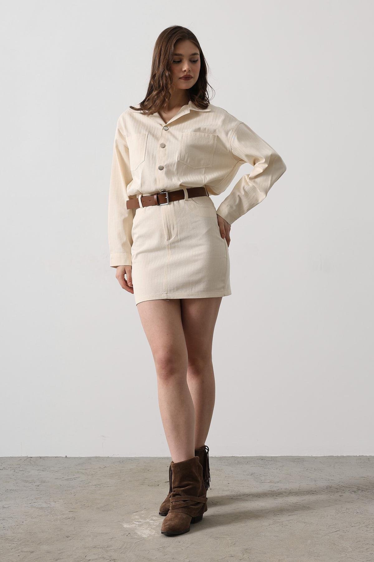 Krem Kemer Detaylı Balıksırtı Gömlek Elbise