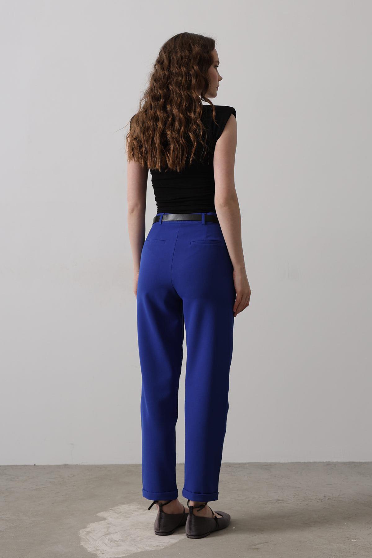 Saks Kemerli Havuç Pantolon