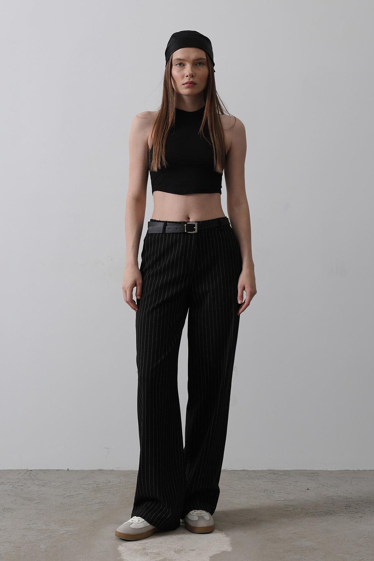 Siyah Beyaz Çift Cepli Kemerli Çizgili Palazzo Pantolon