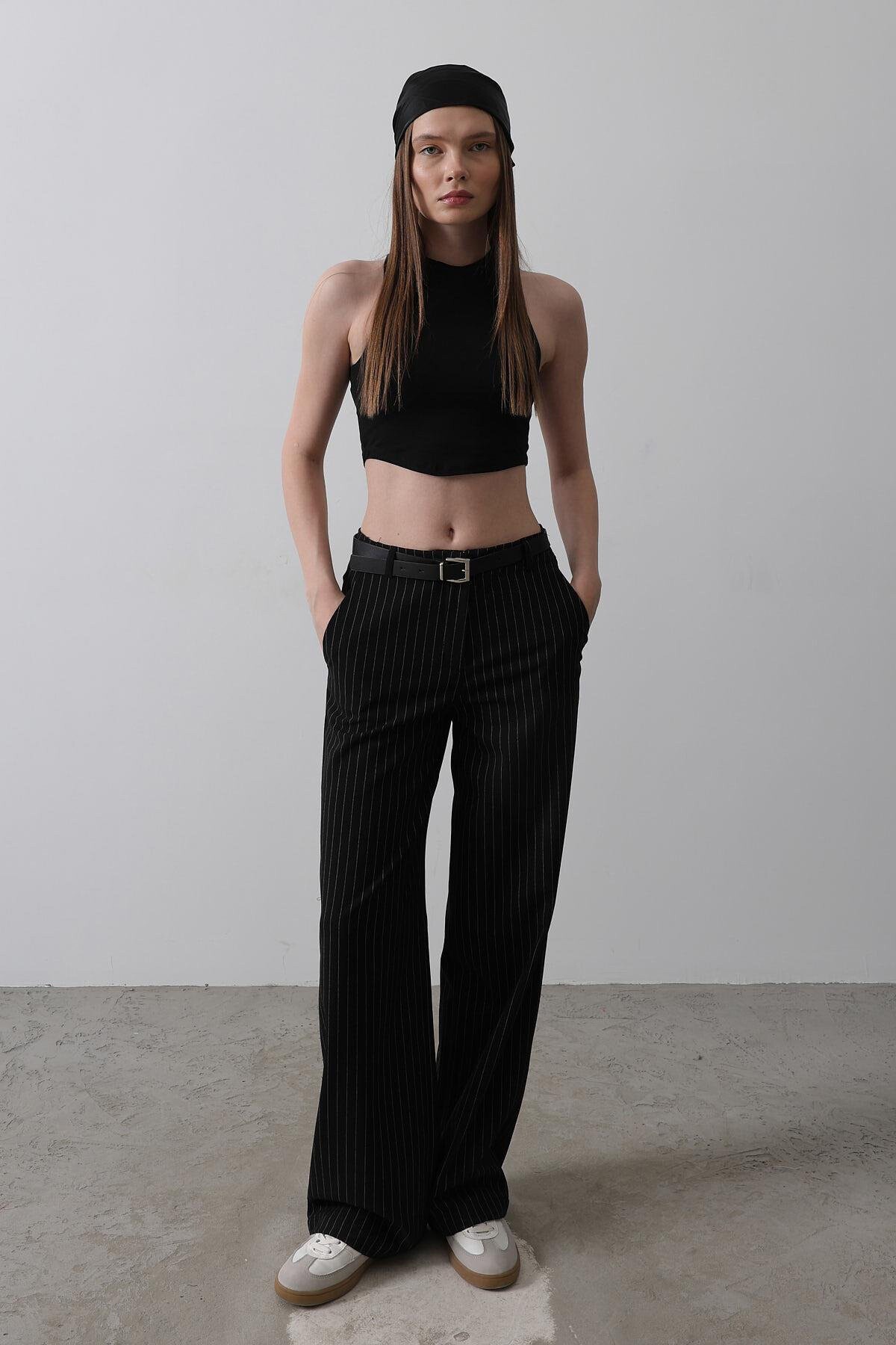 Siyah Beyaz Çift Cepli Kemerli Çizgili Palazzo Pantolon