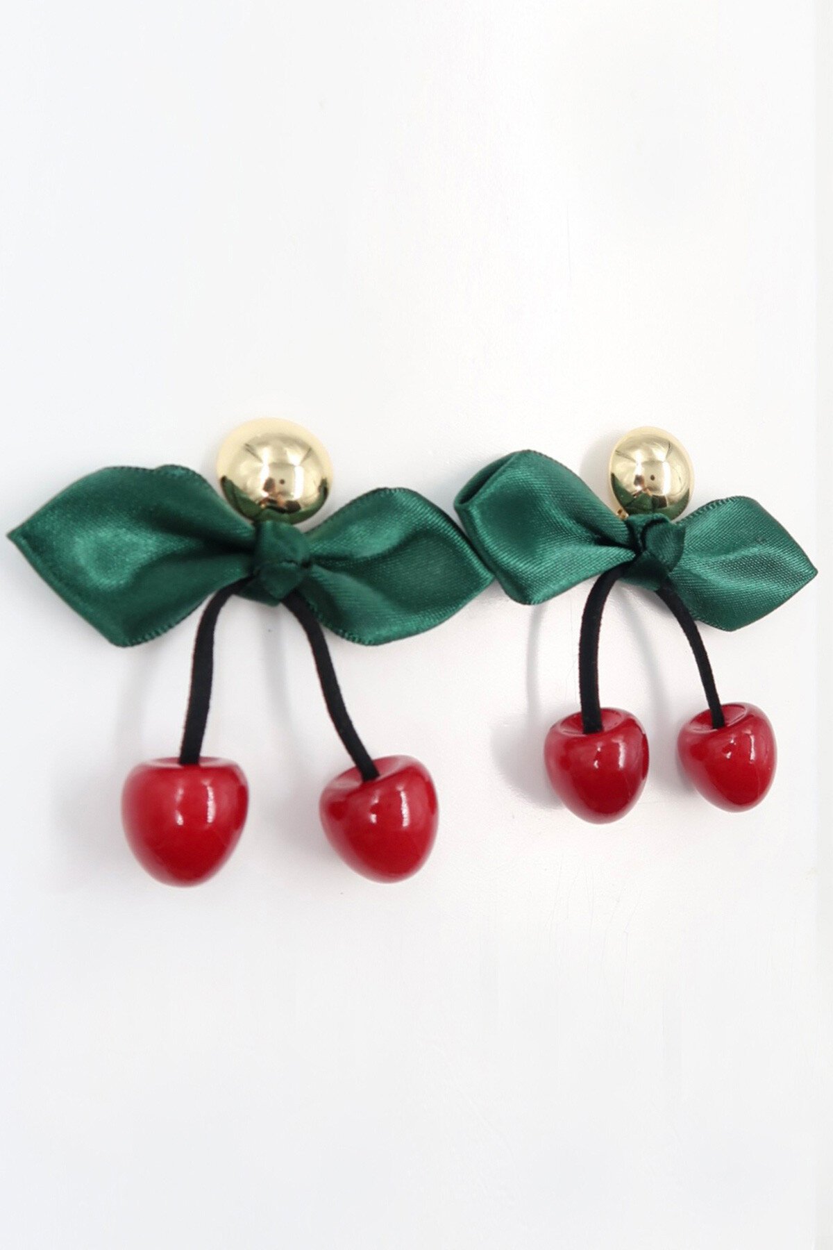 Kırmızı 3 Boyutlu Gold Detaylı Sallantılı Kiraz Küpe