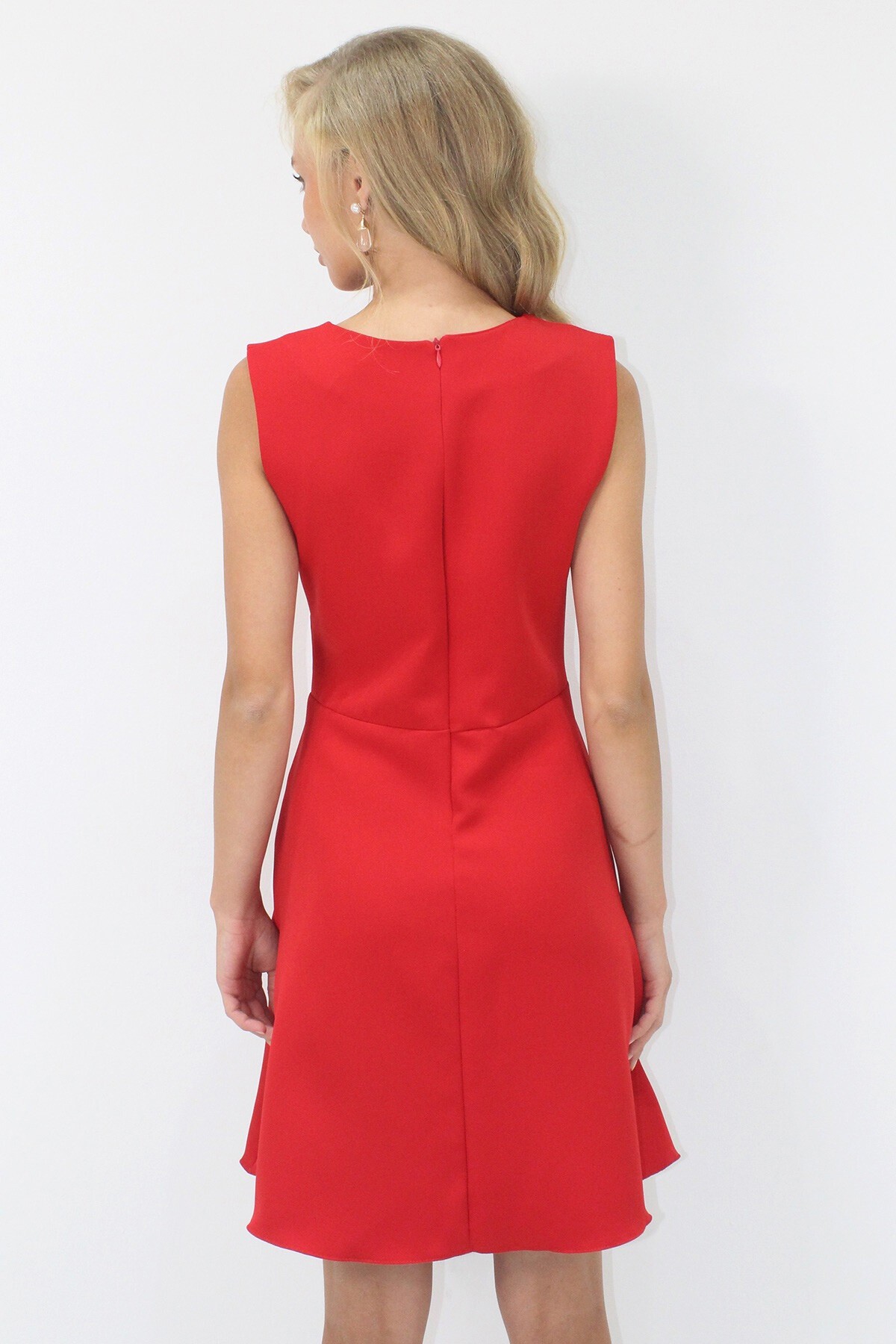 Kırmızı Cep Detaylı Sırtı Fermuarlı Kolsuz Dokuma Elbise