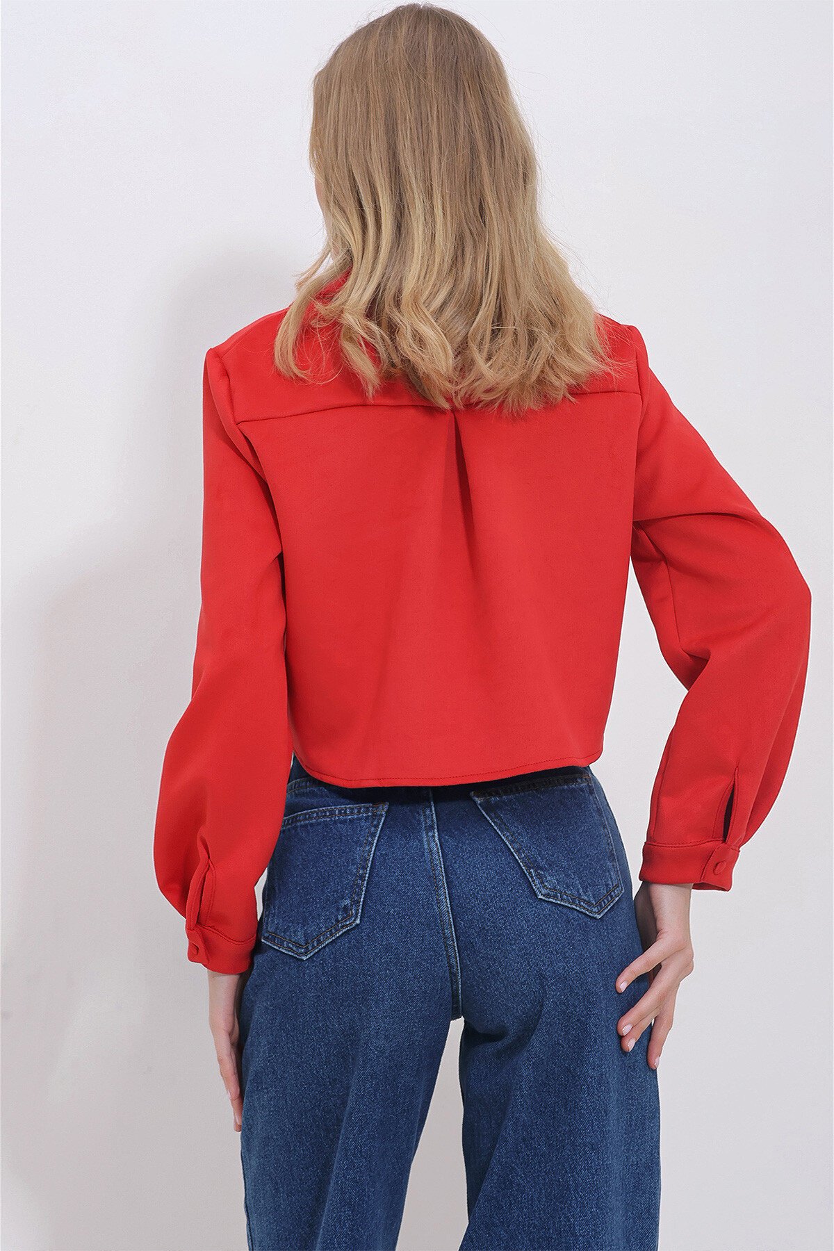 Kırmızı Flato Cepli Düğmeli Crop Nubuk Ceket