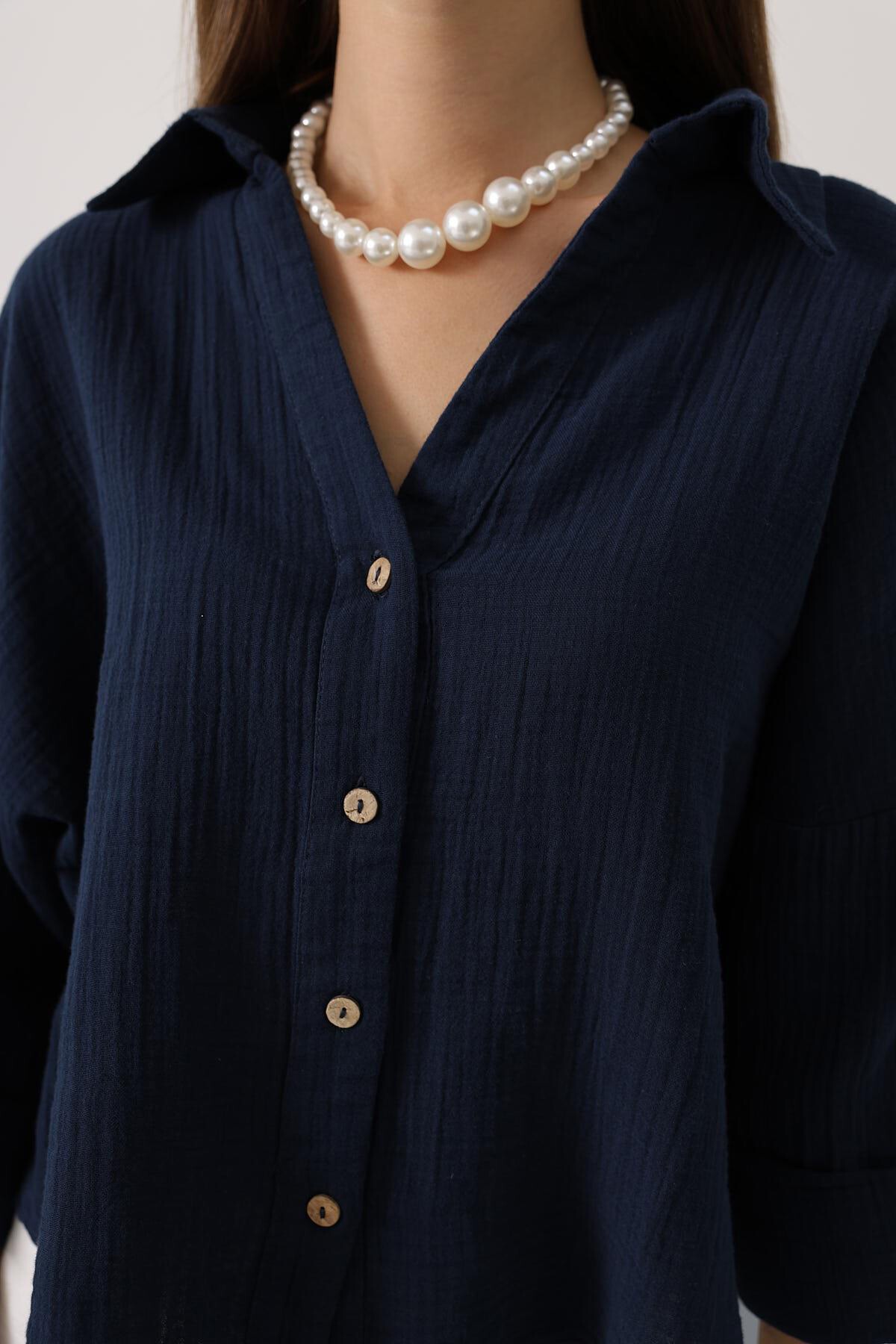 Lacivert Kolları Duble Müslin Gömlek