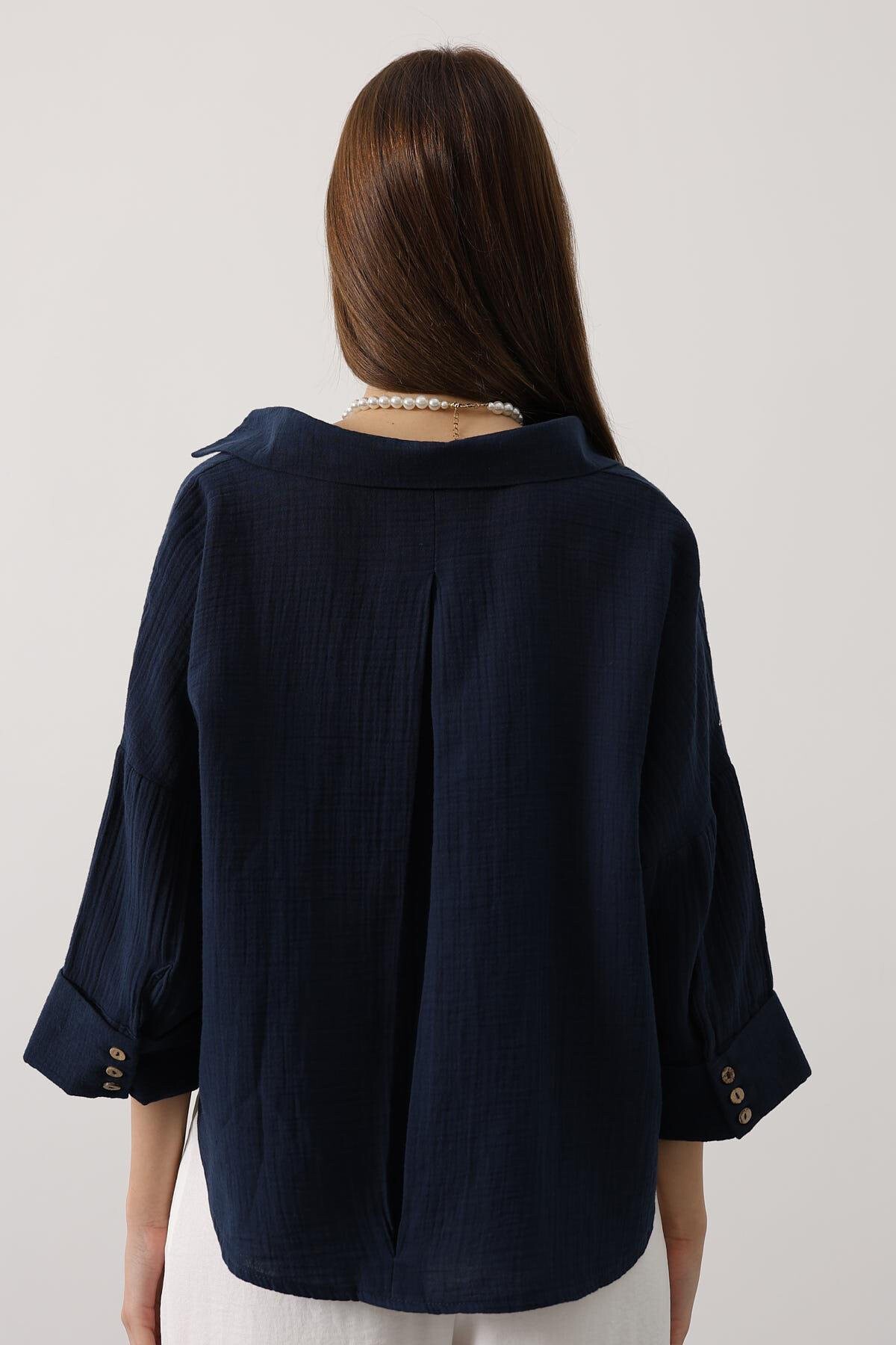 Lacivert Kolları Duble Müslin Gömlek