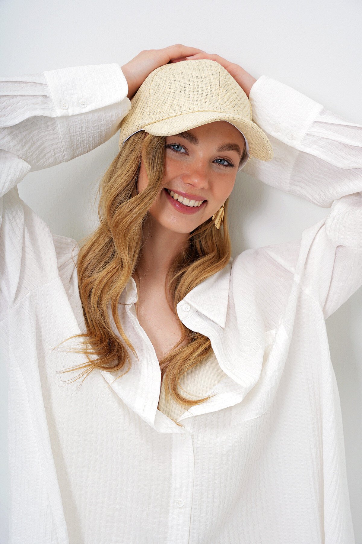 Krem Hasır Siperli Şapka