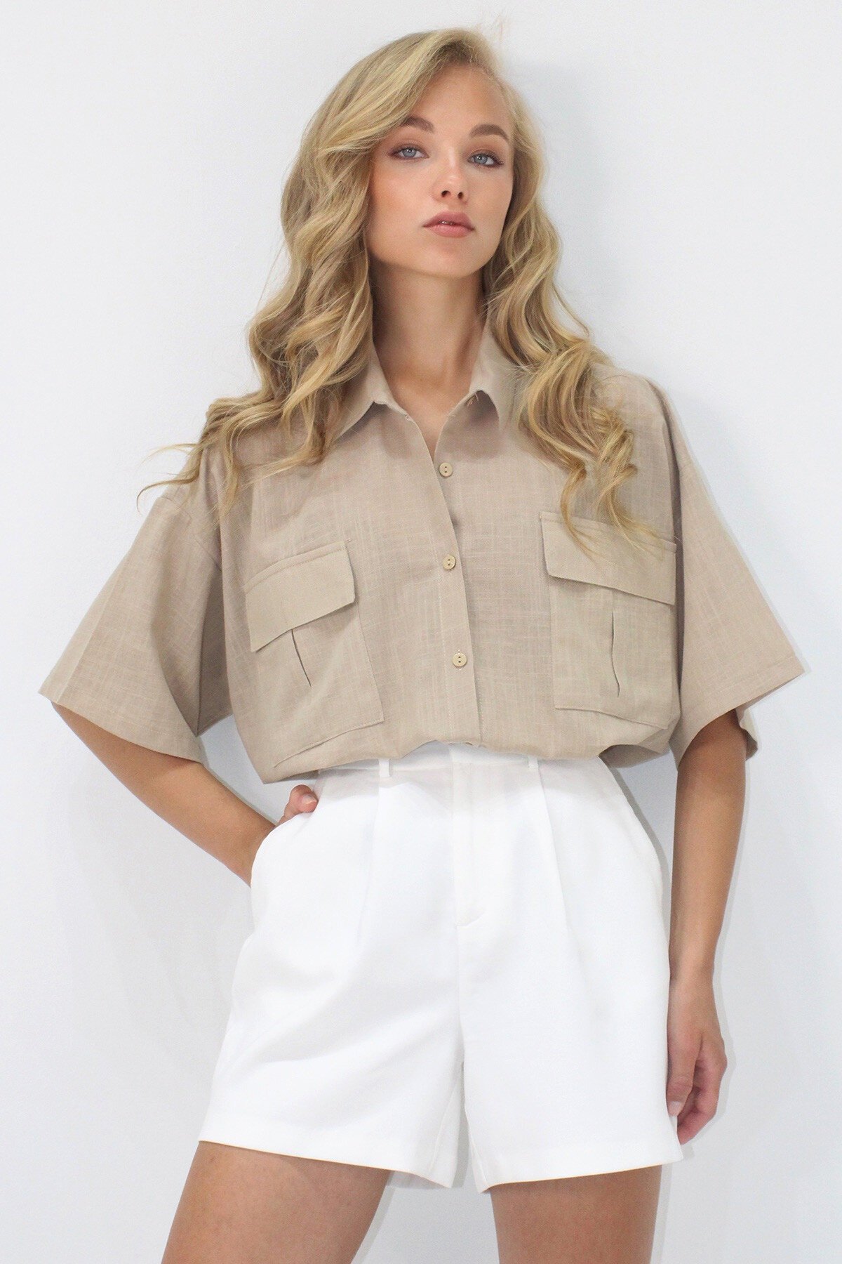 Kum Beji Çift Cepli Yarım Kol Keten Gömlek