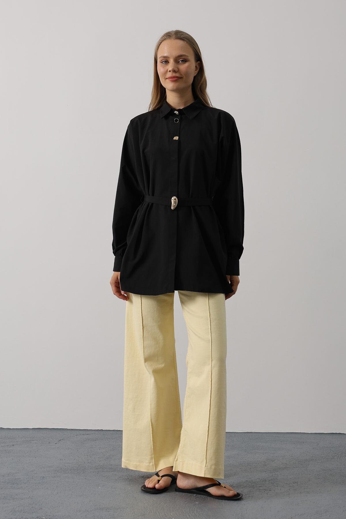 Siyah Kuşak Detaylı Tunik Gömlek