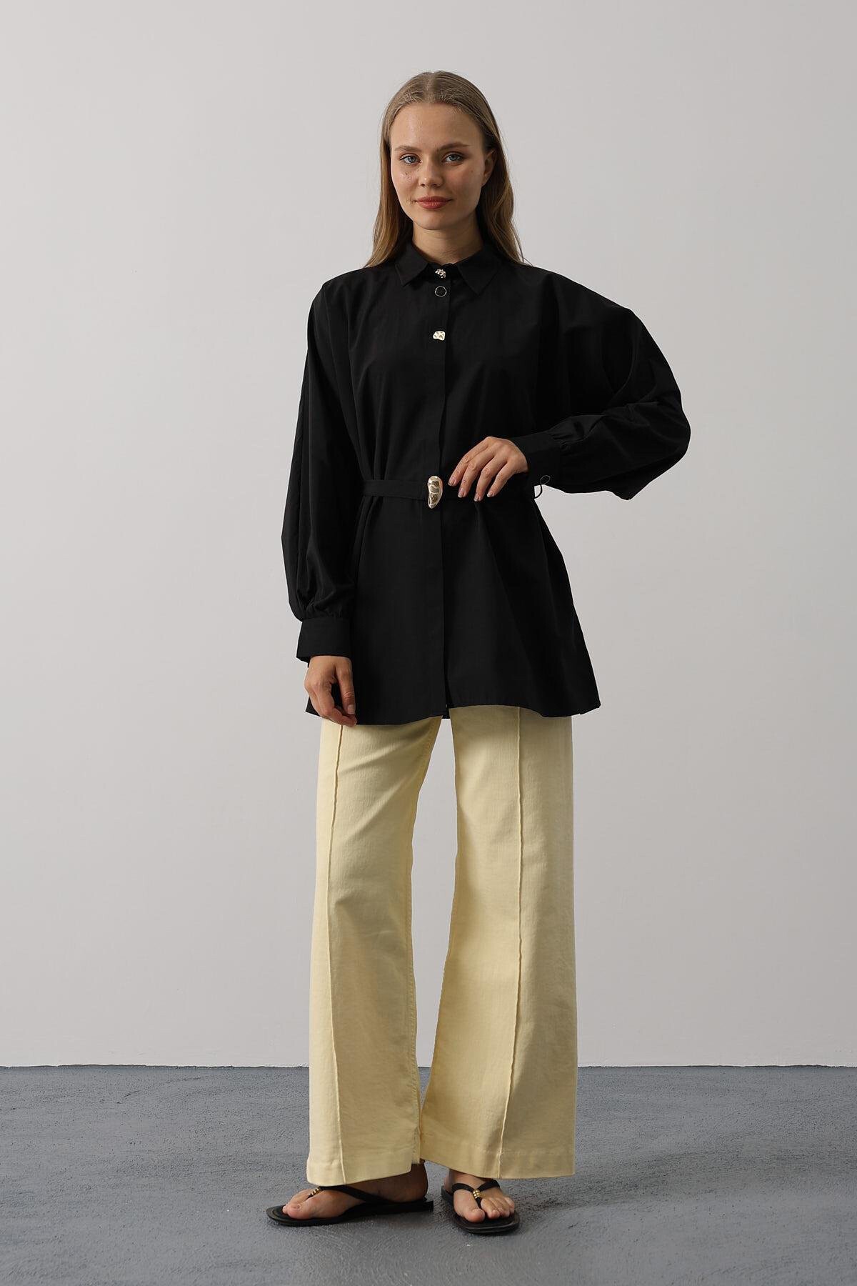 Siyah Kuşak Detaylı Tunik Gömlek