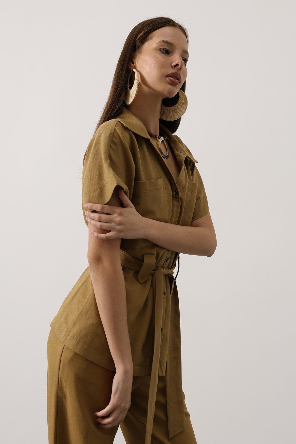 Yağ Yeşili Kuşaklı Cep Detaylı Pantolon Takım