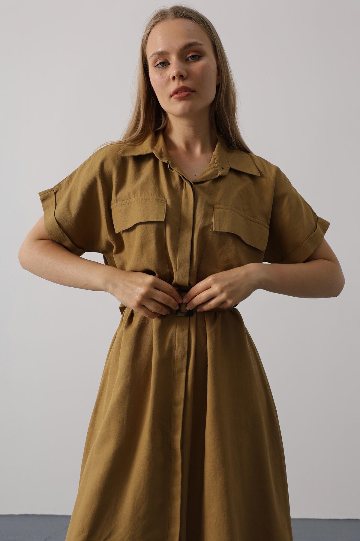 Yağ Yeşili Kuşaklı Çift Cepli Gömlek Yaka Midi Boy Elbise