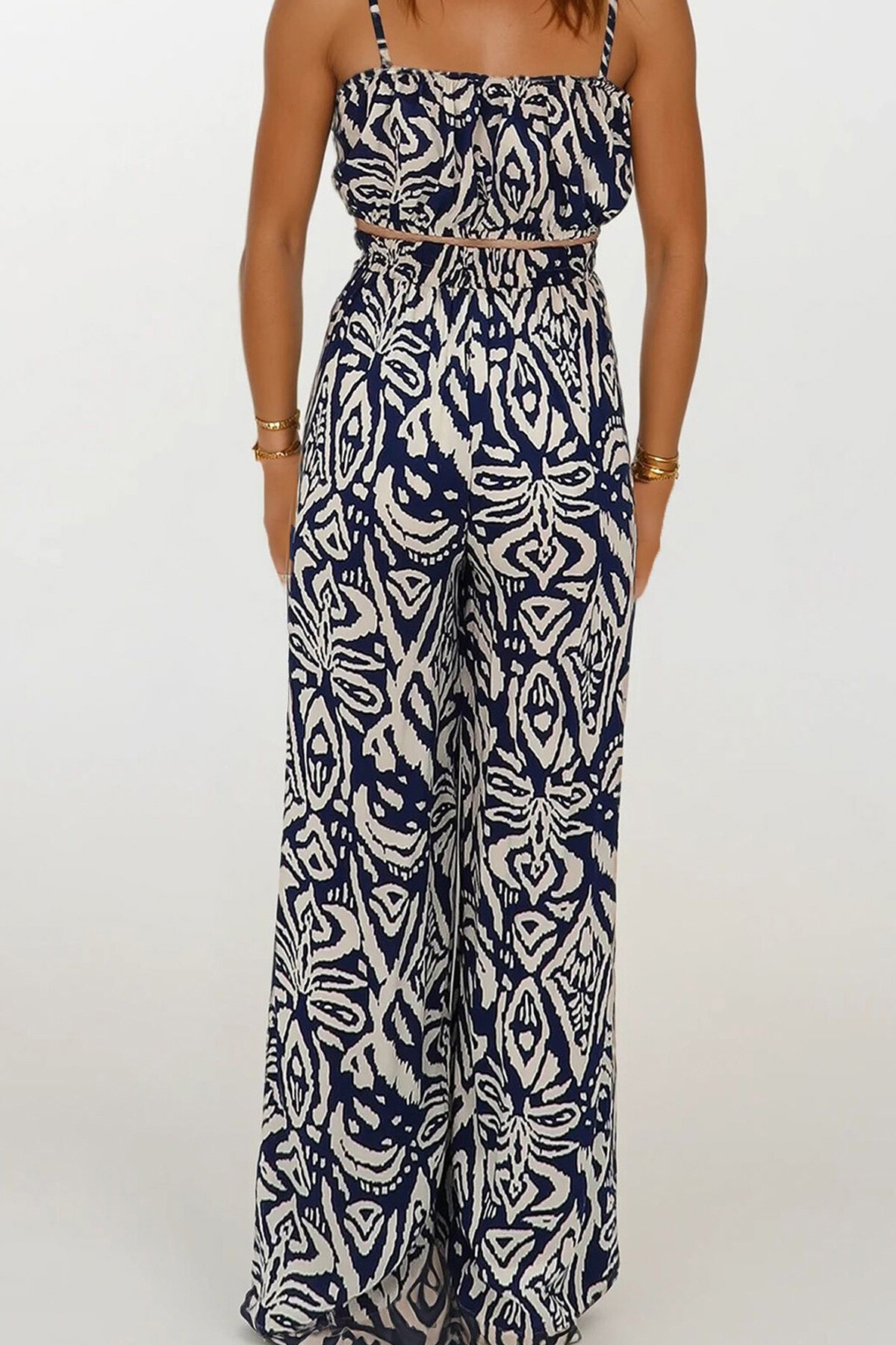 Lacivert Askılı Bluz Ve Beli Lastikli Yırtmaç Detaylı Palazzo Pantolon Takım