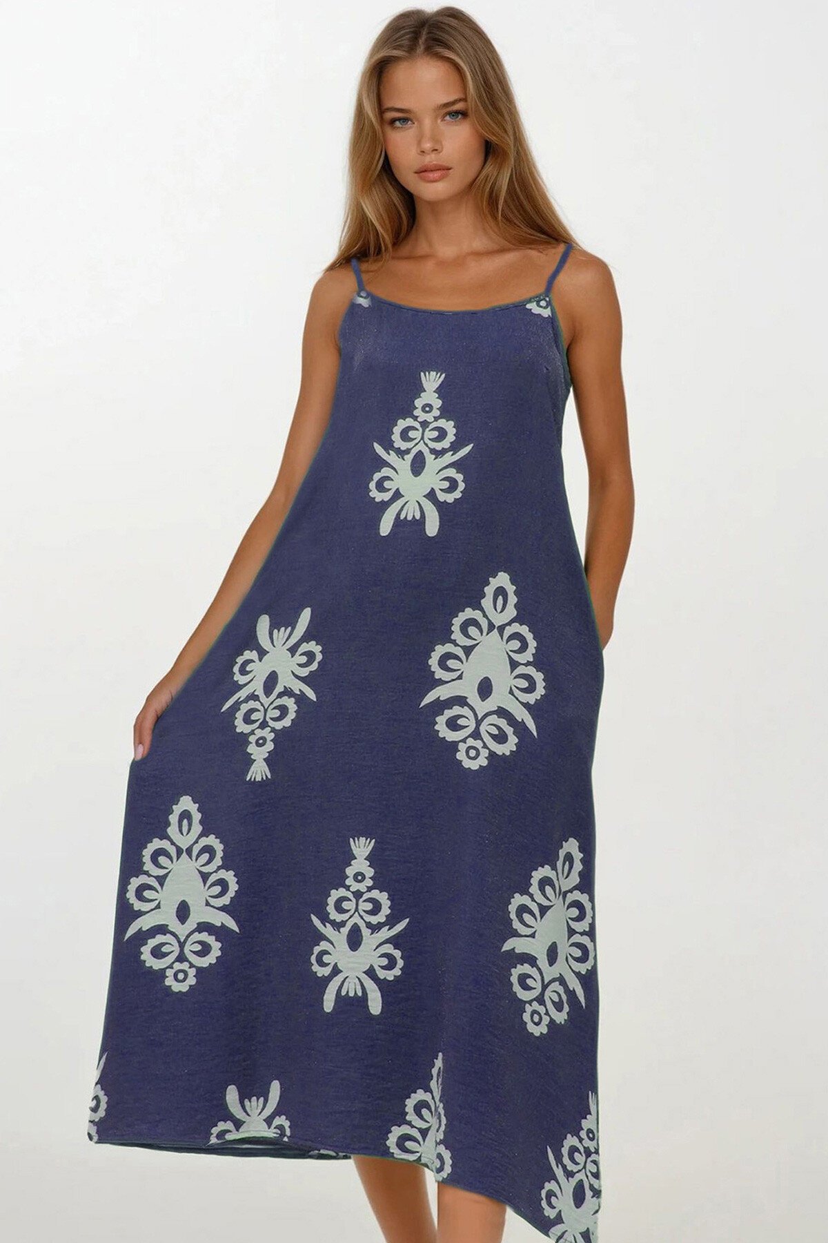 Lacivert Ayarlanabilir Askılı Desenli Çift Cepli Midi Boy Keten Elbise