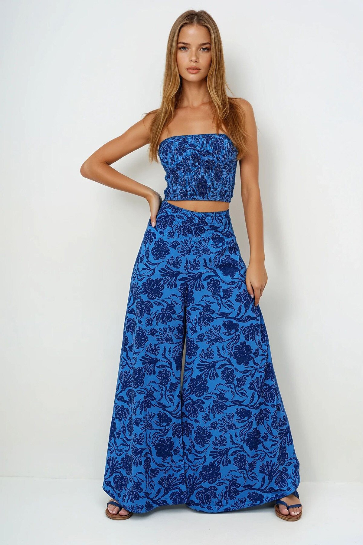 Lacivert Beli Gipeli Geniş Paça Pantolon Ve Gipeli Crop Büstiyer Takım