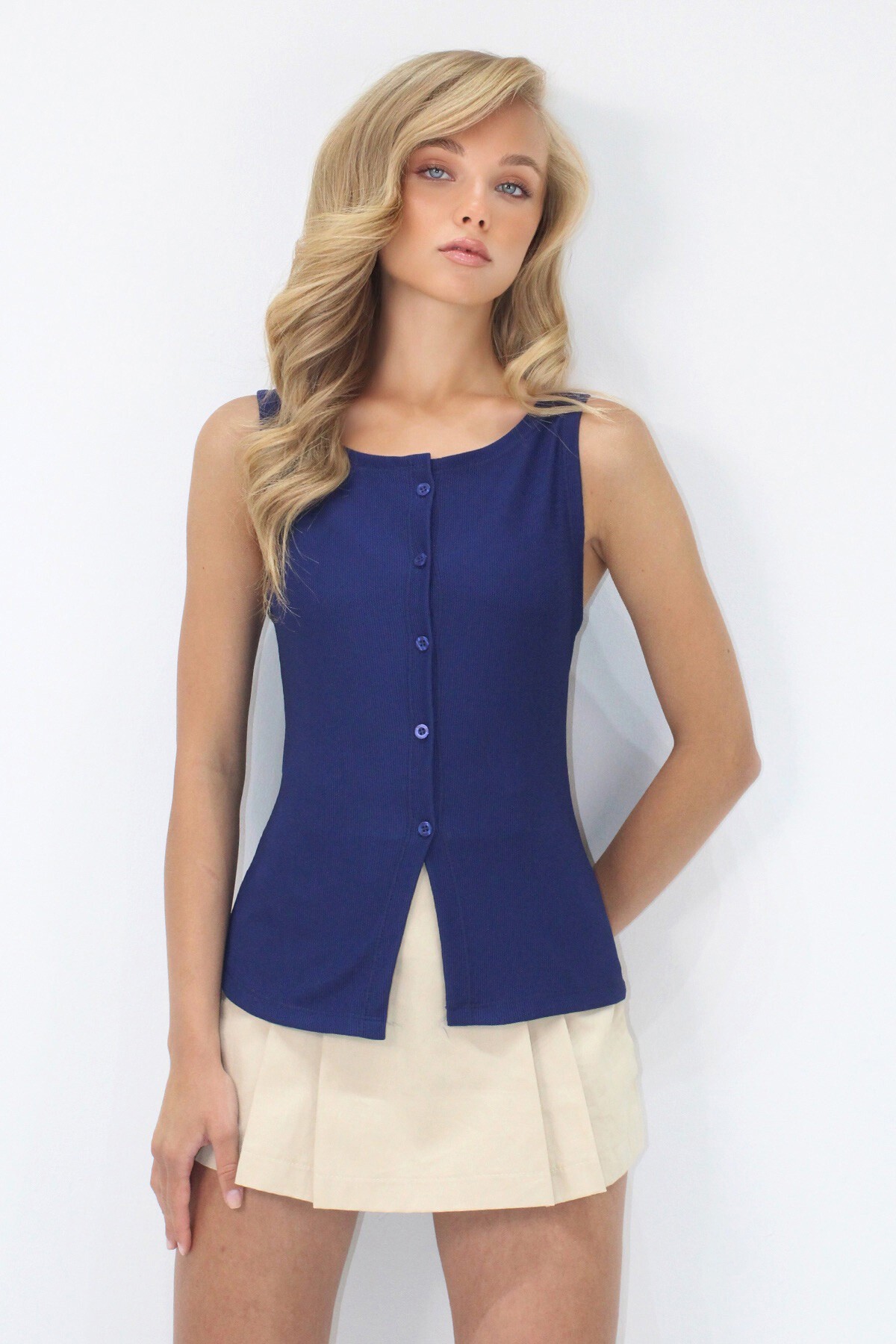 Lacivert Bisiklet Yaka Önü Düğmeli Ottoban Kolsuz Bluz