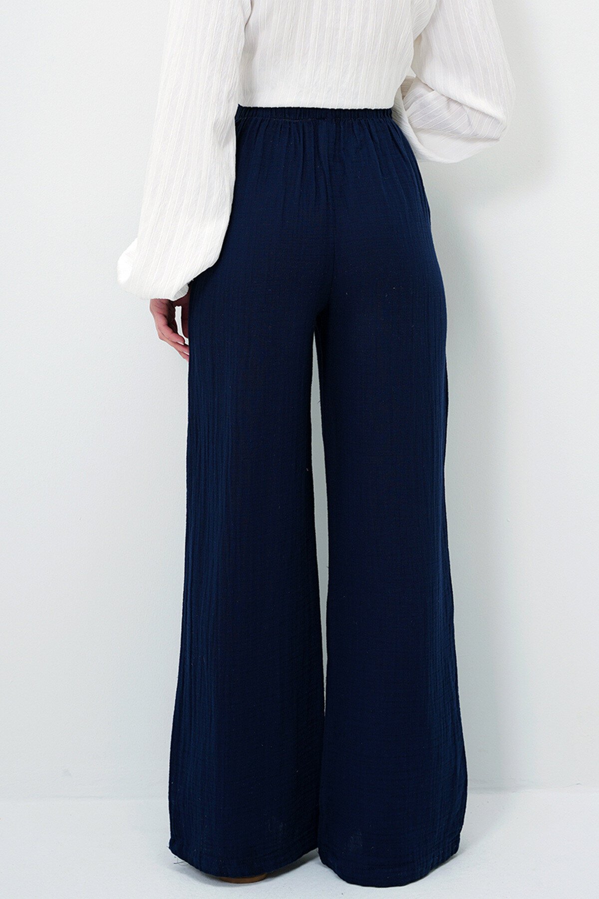 Lacivert Çift Cepli Beli Lastikli Müslin Keten Pantolon