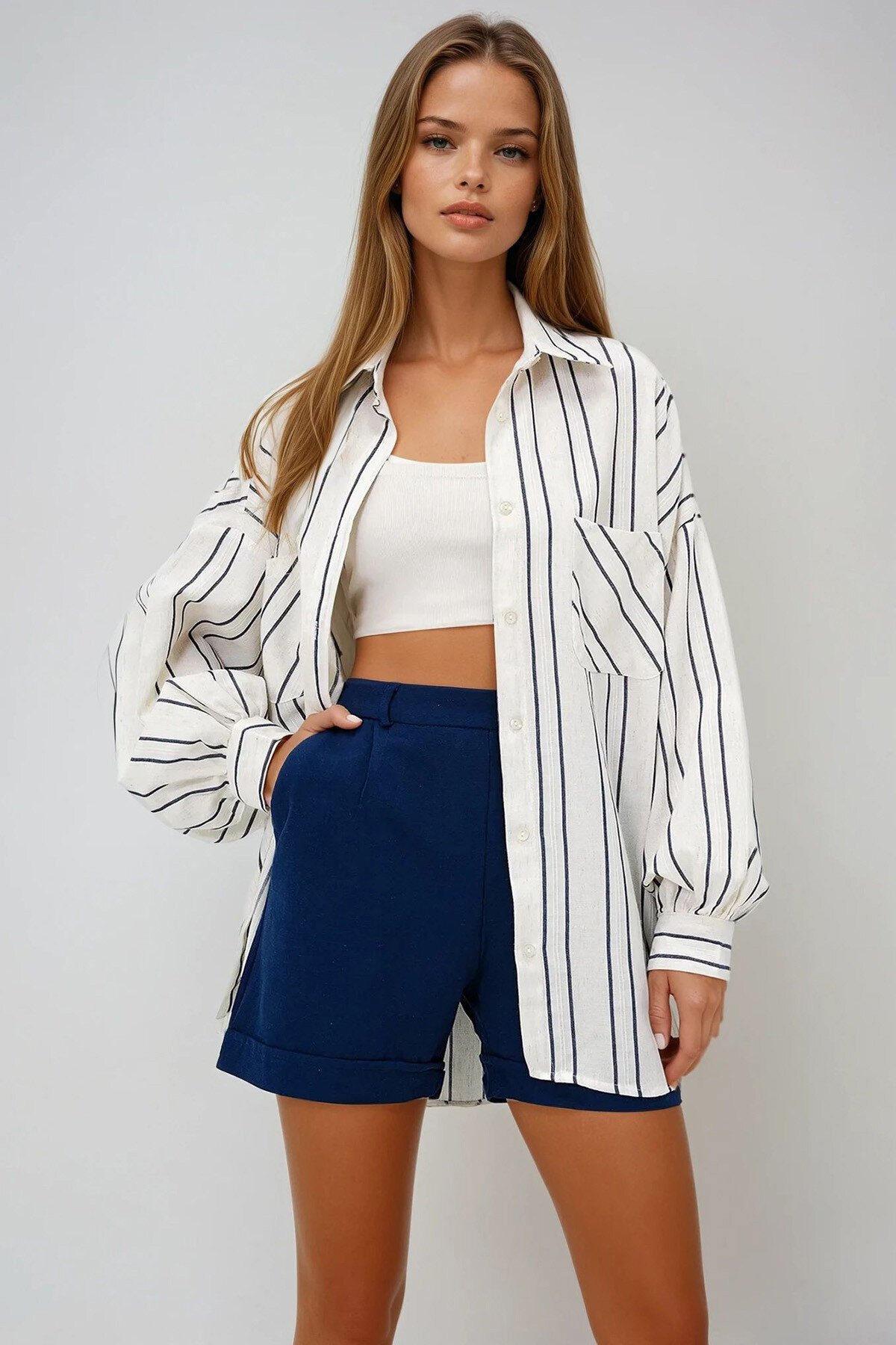 Lacivert Çift Cepli Keten Karışımlı Oversize Çizgili Gömlek