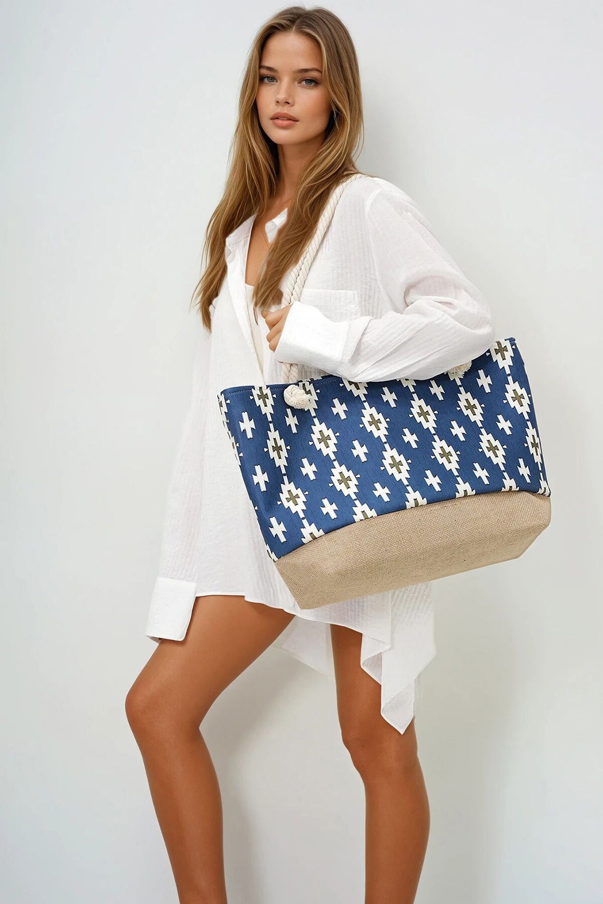 Lacivert Hasır Taban Etnik Desenli Maxi Boy Plaj Çantası