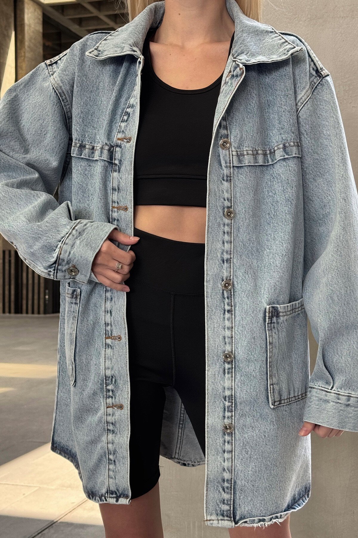 Mavi Çift Cepli Oversize Uzun Denim Ceket